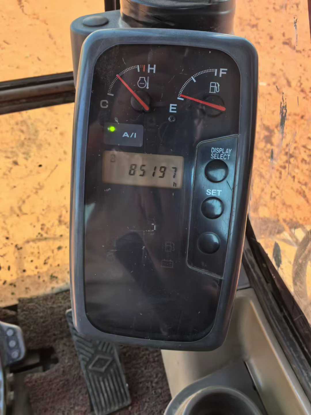 Used Hitachi ZX70 Excavator 2011 Model / 8