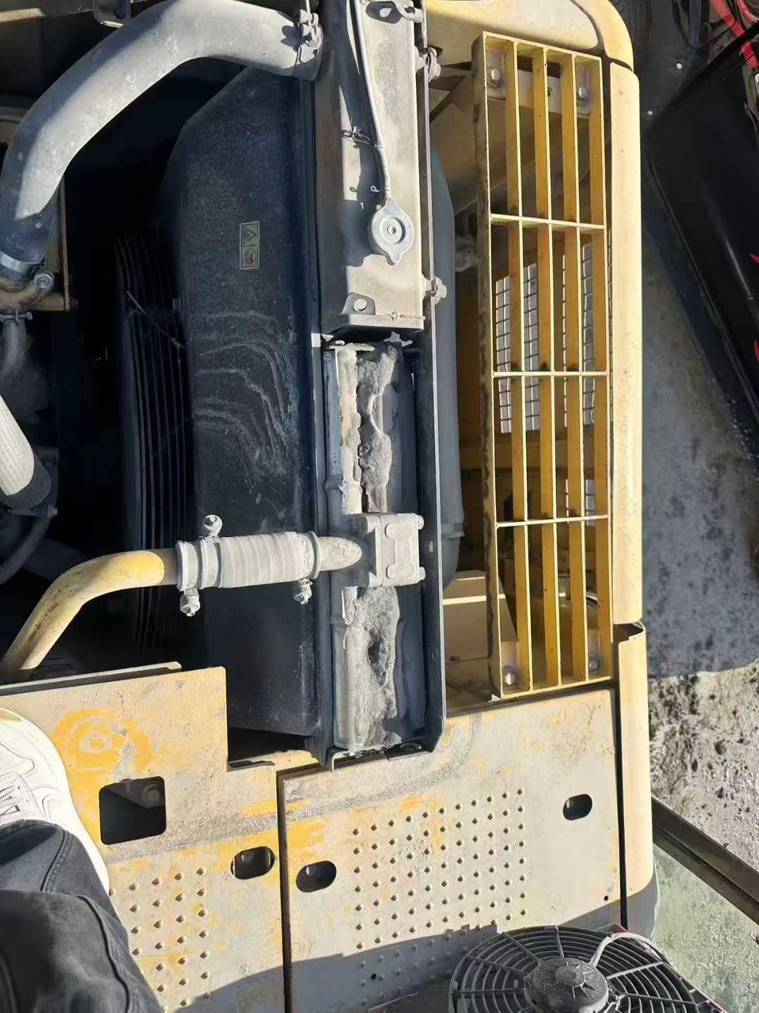 Used Caterpillar 320D Excavator 2016 Model / 3