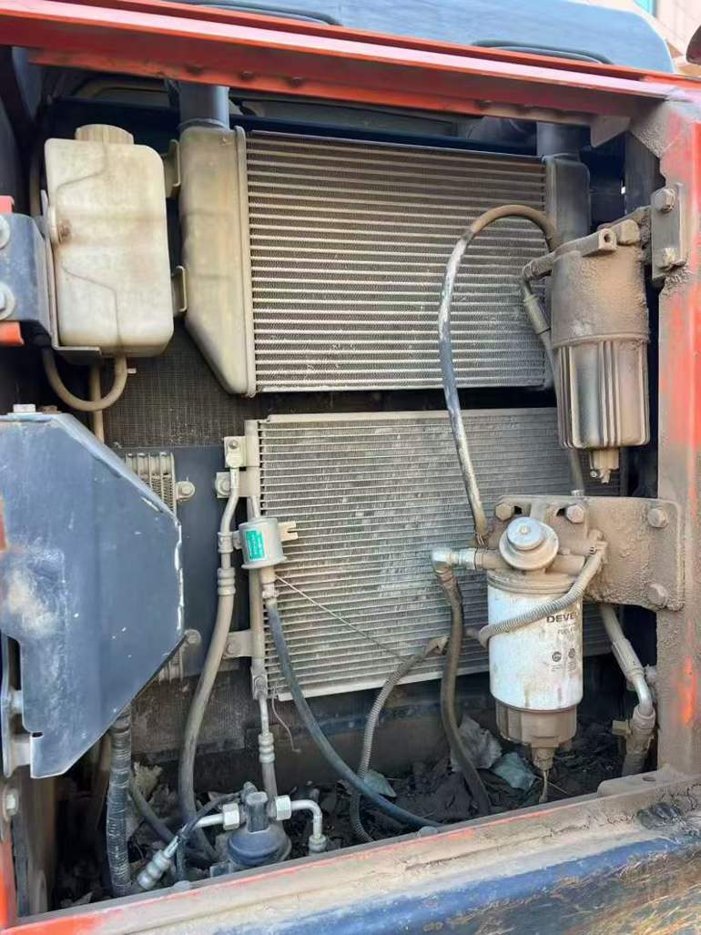 Used Doosan DX15 Excavator 2017 Model / 9