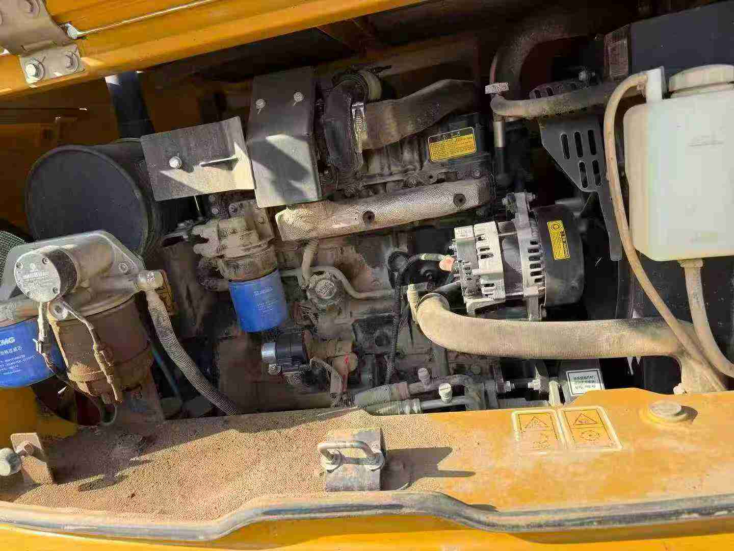 Used XCMG XE75WD Excavator 2023 Model / 8