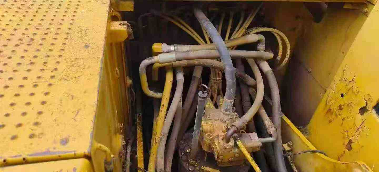 Used Caterpillar 320C Excavator 2016 Model / 4