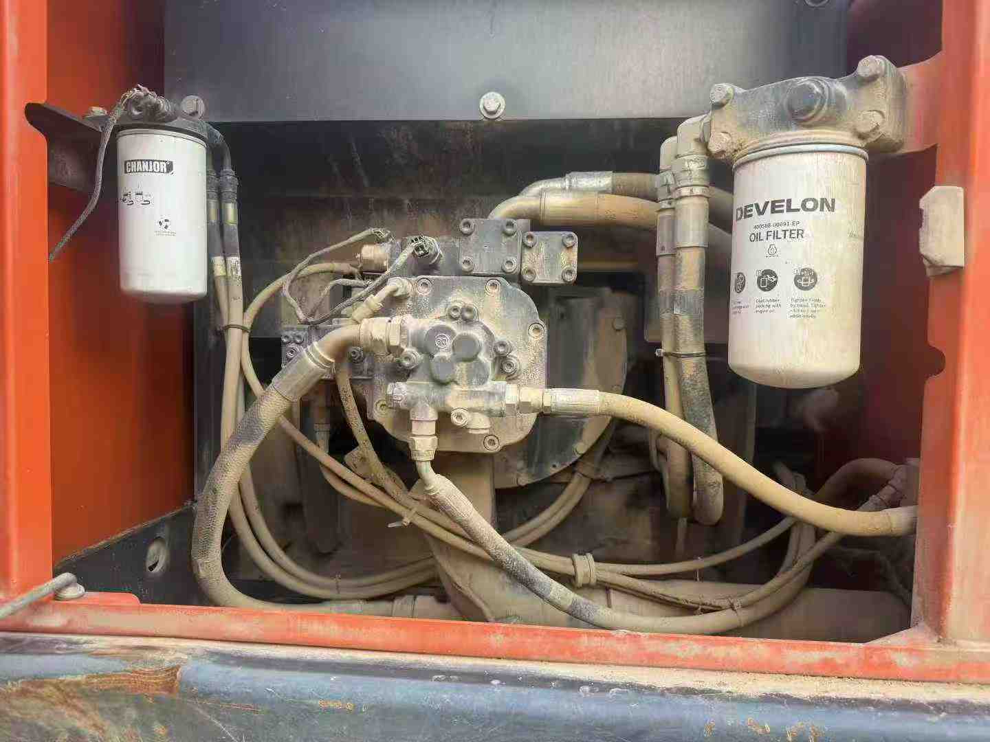 Used Doosan S225 Excavator 2017 Model / 9