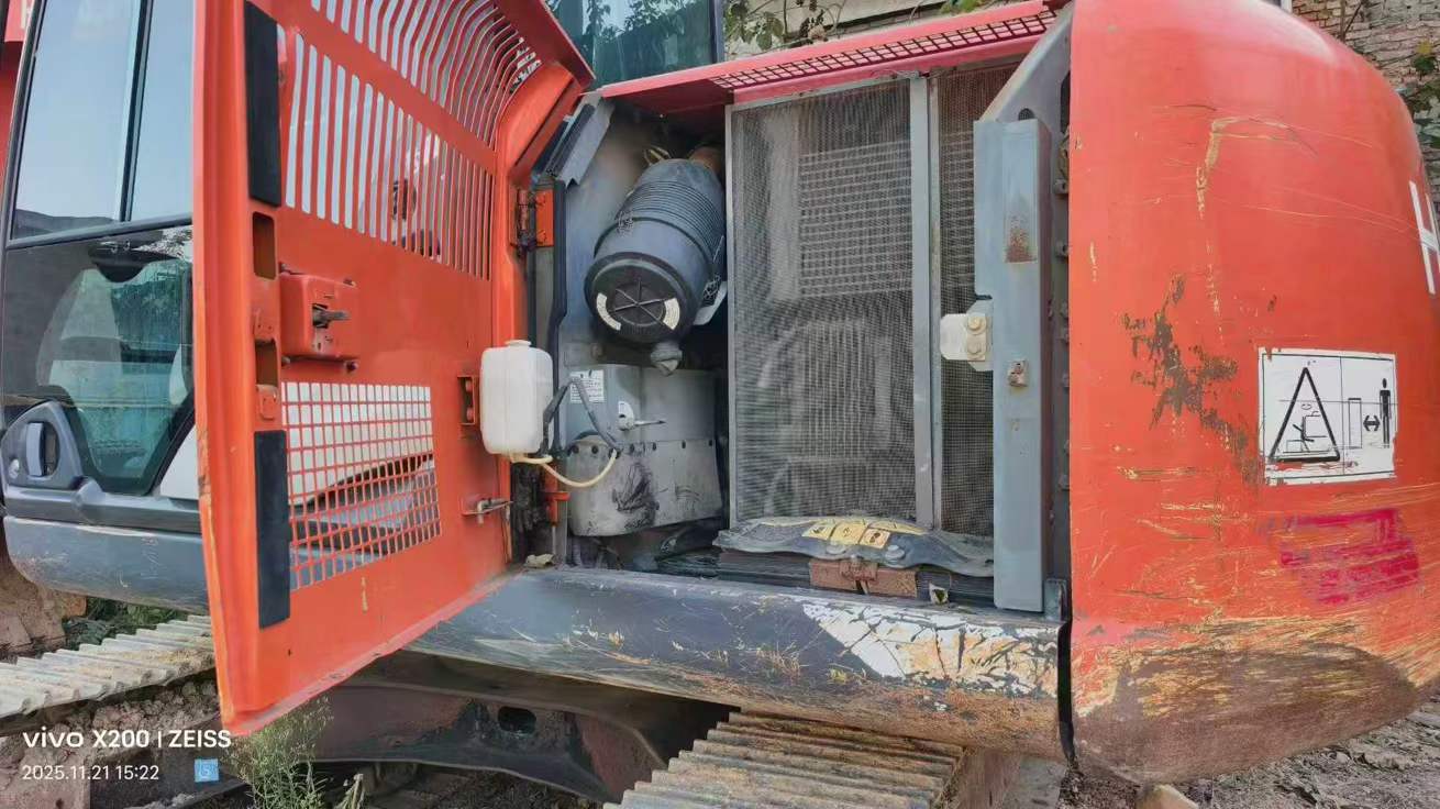 Used Hitachi ZX130-5A Excavator 2018 Model / 9