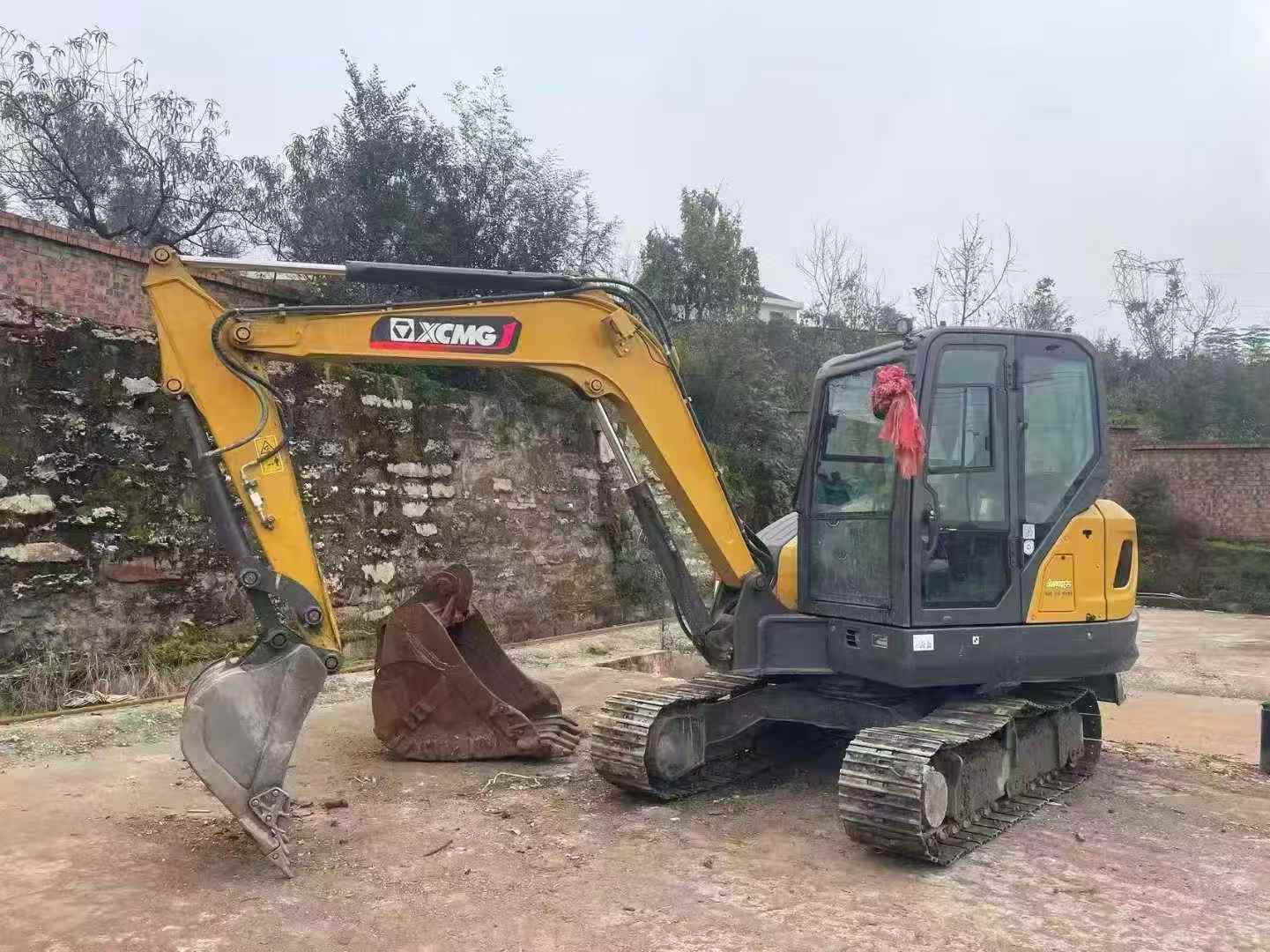 Used XCMG XE60 Excavator 2023 Model / 4