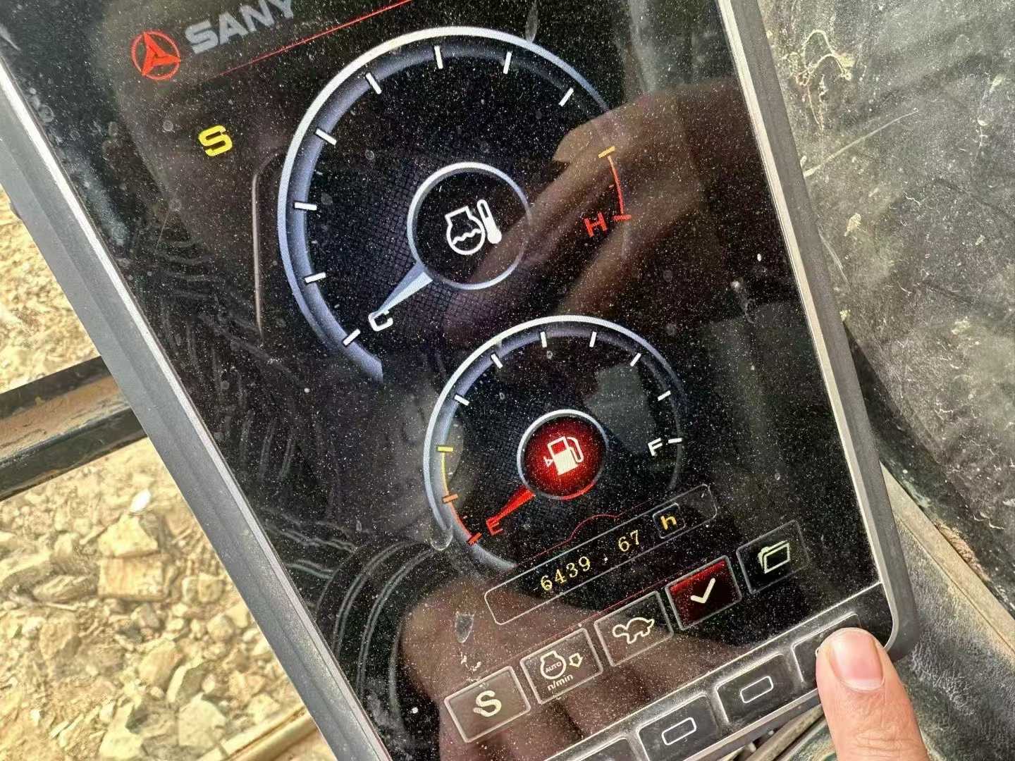 Used Sany SY200C Excavator 2021 Model / 3