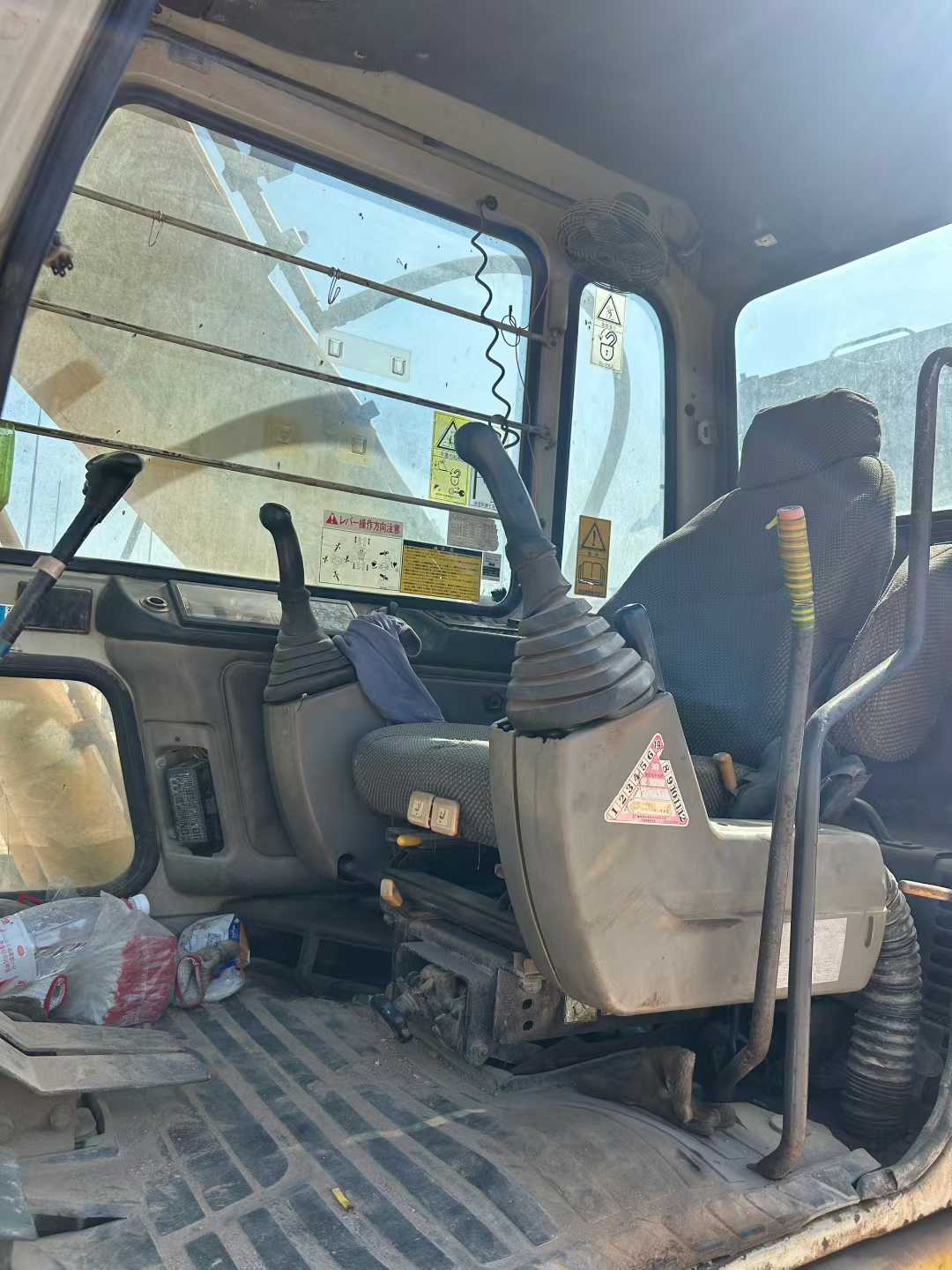 Used Kato HD820 Excavator 2016 Model / 9