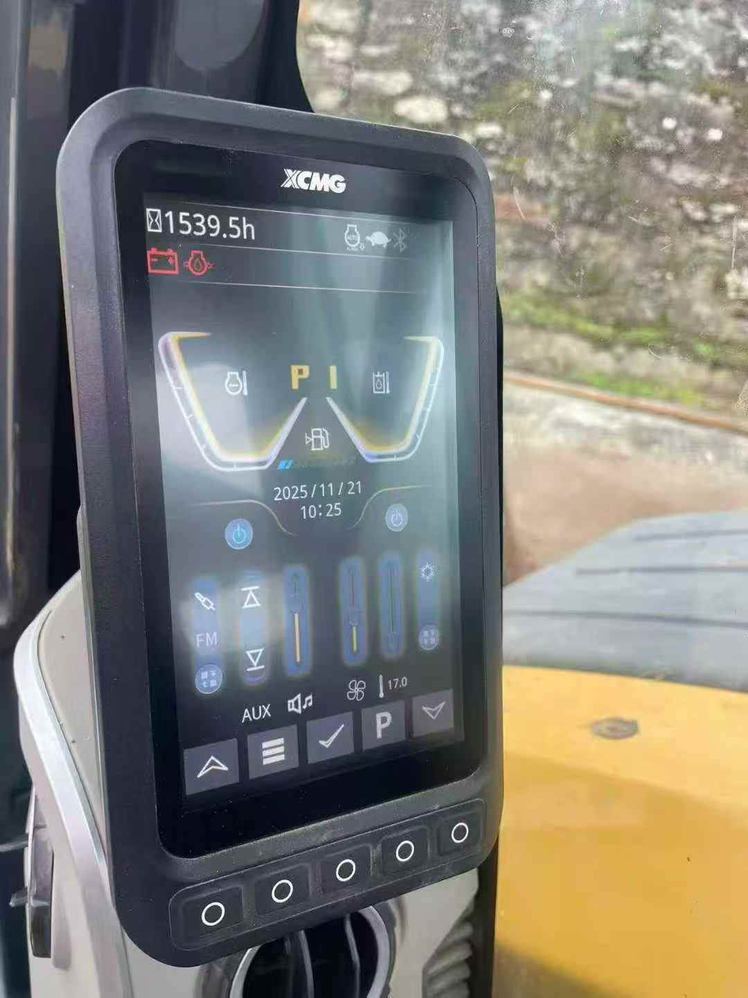 Used XCMG XE60 Excavator 2023 Model / 3