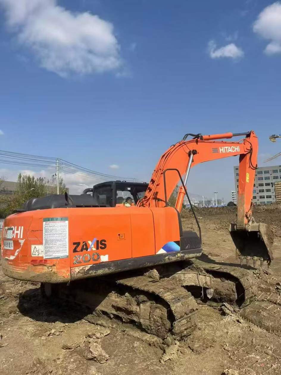Used Hitachi ZAXIS200 Excavator 2020 Model / 2