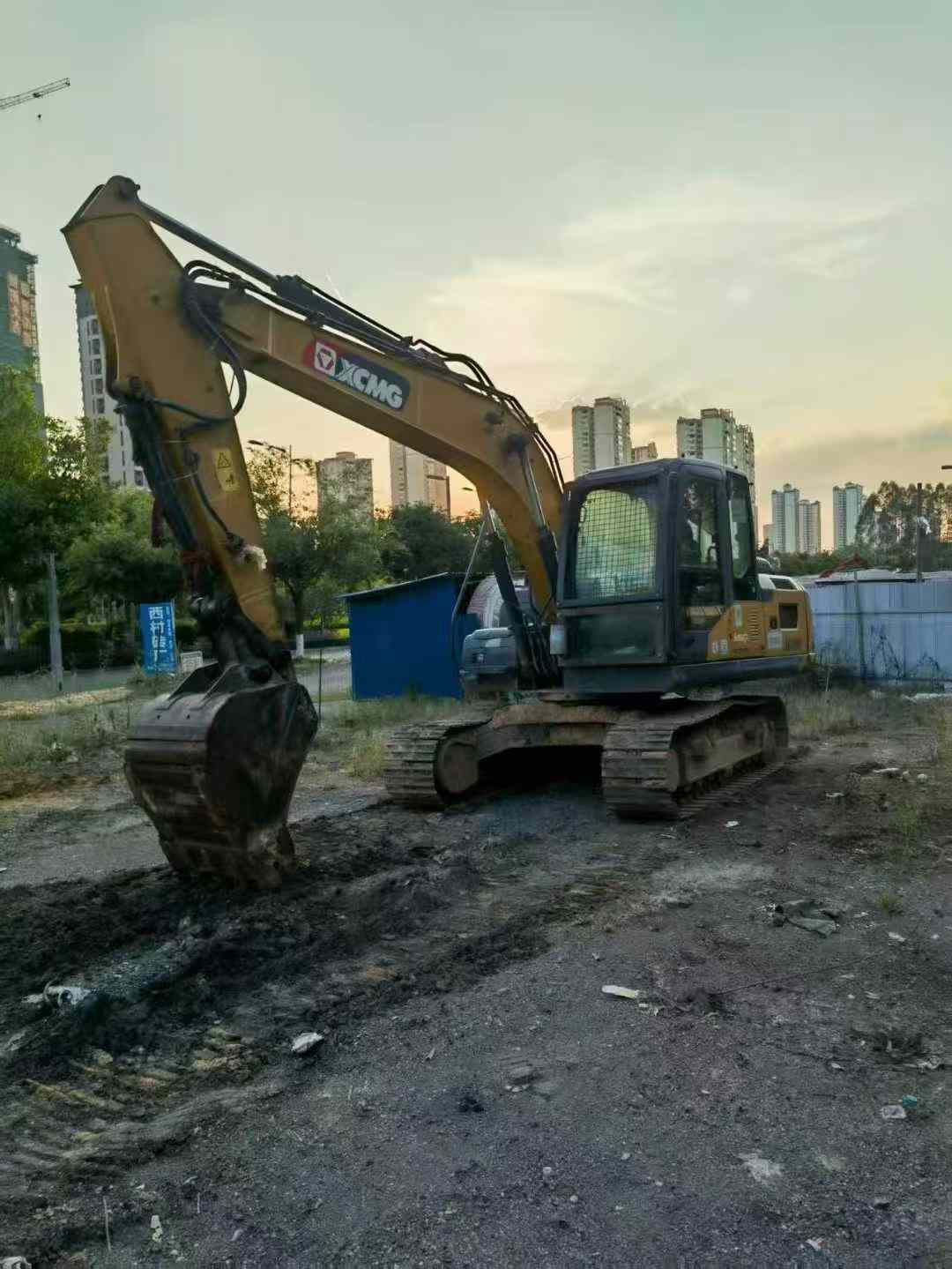 Buy XCMG XE135GA Used Excavator / 4 Used XCMG XE135GA Excavator 2022 Model / 4