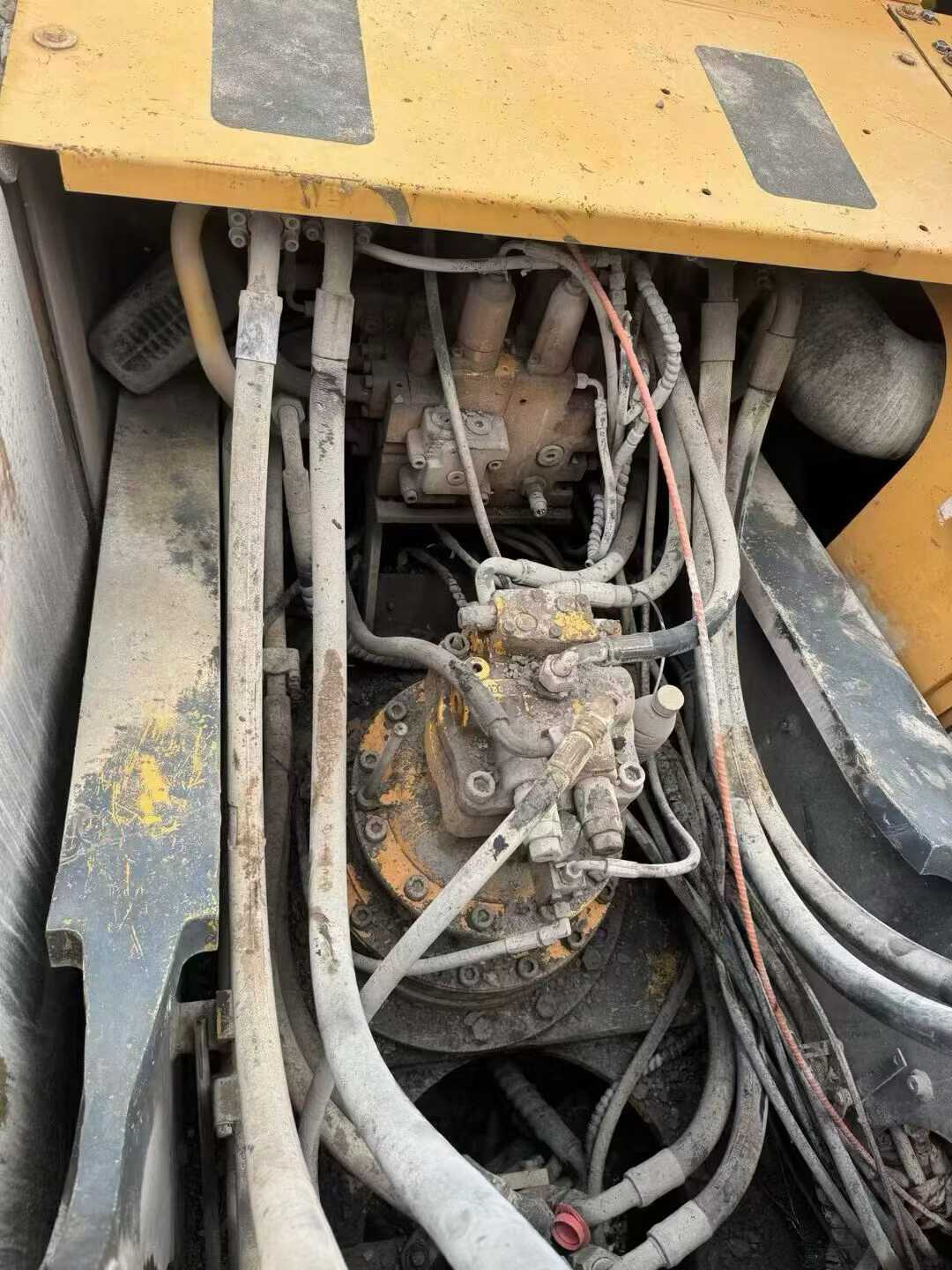 Used Sany SY365H Excavator 2016 Model / 8