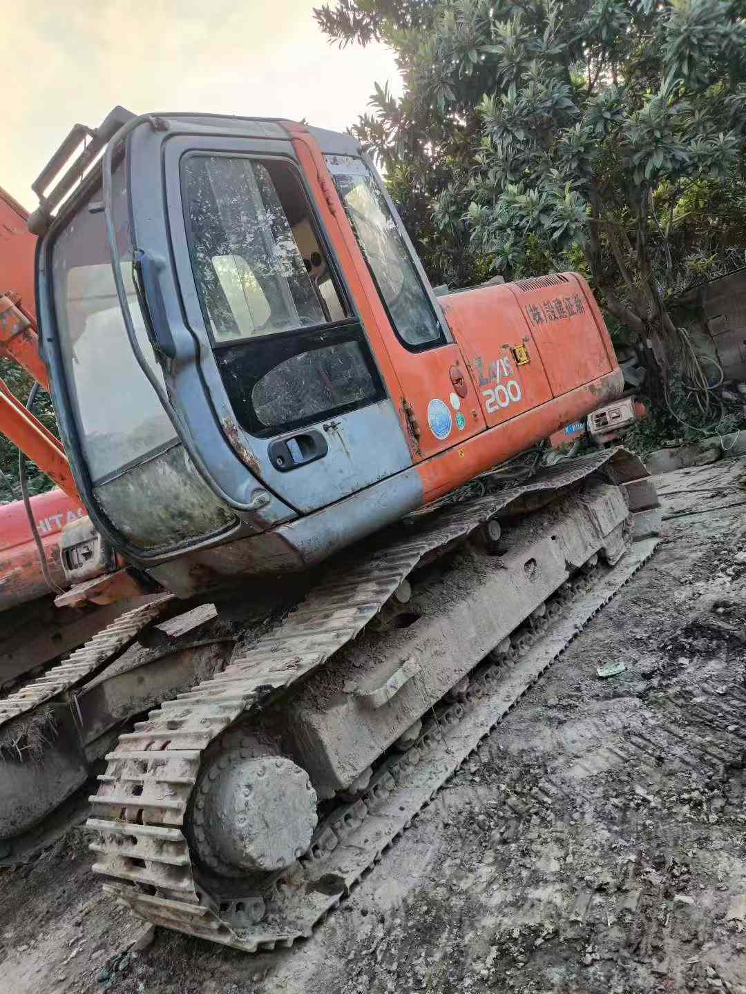 Used Hitachi ZAXIS200 Excavator 2016 Model / 6