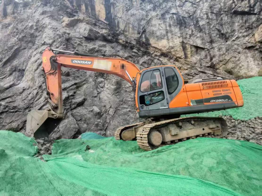 Buy Doosan DX215-9C Used Excavator / 7 Used Doosan DX215-9C Excavator 2017 Model / 7