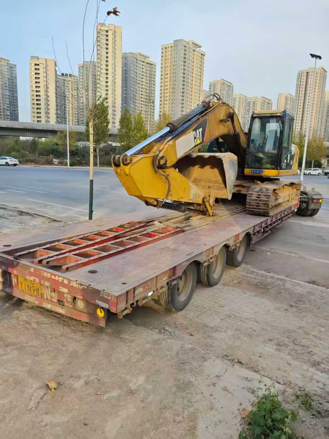 Used Caterpillar 323 Excavator 2016 Model / 4