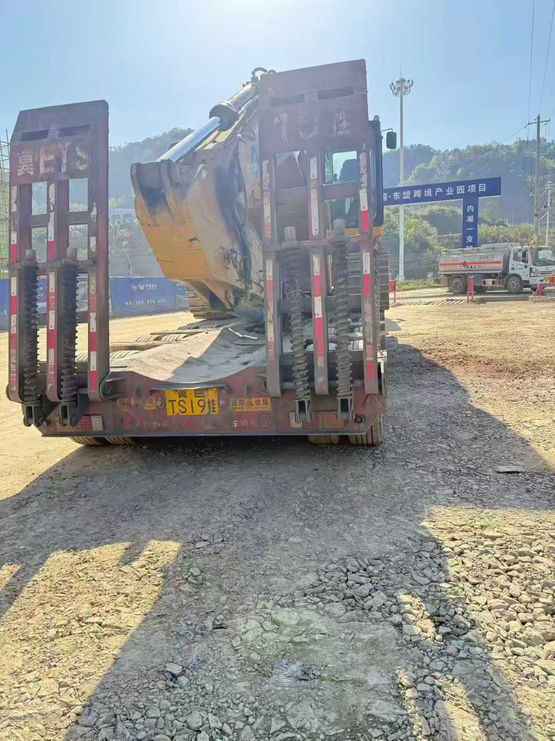 Used Caterpillar 330L Excavator 2016 Model / 4