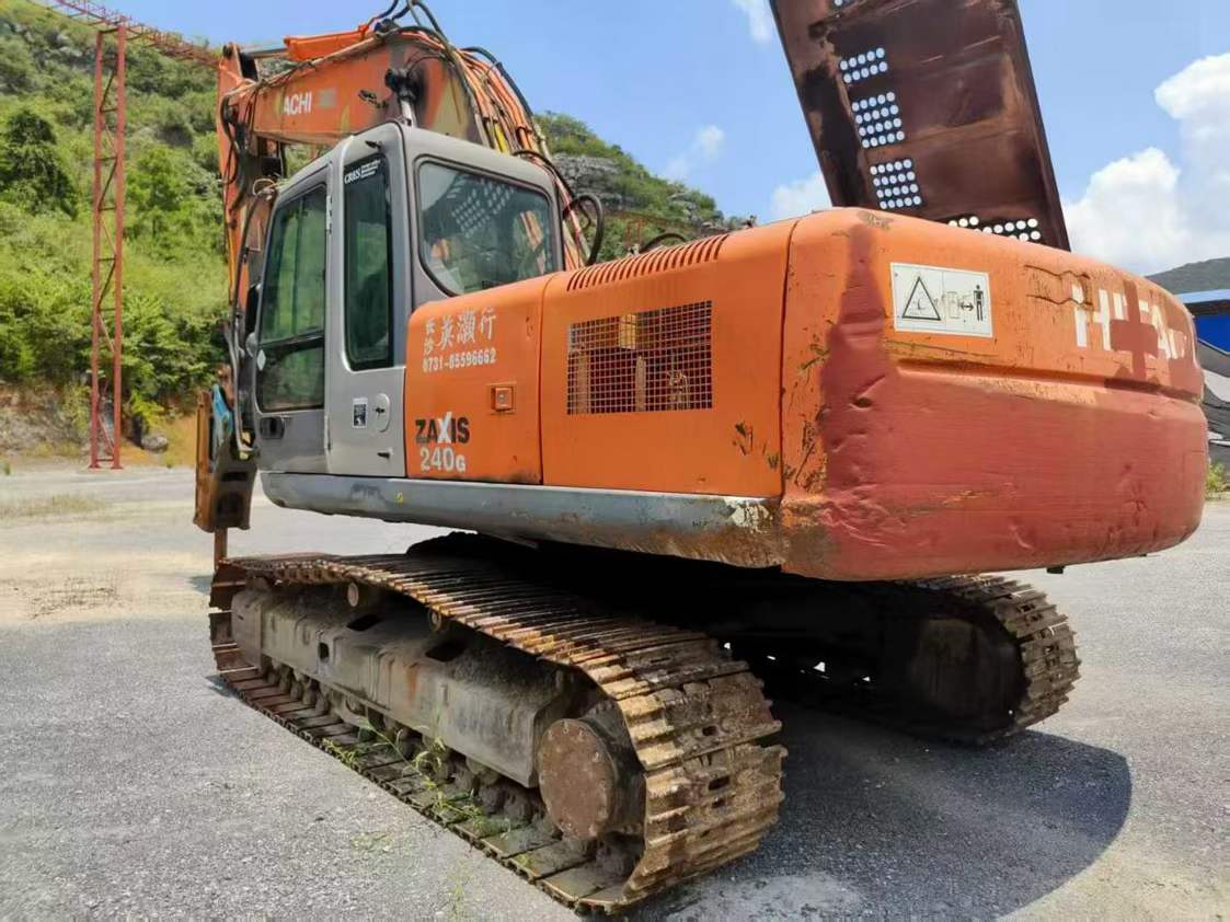Buy Hitachi ZX240-3 Used Excavator / 1