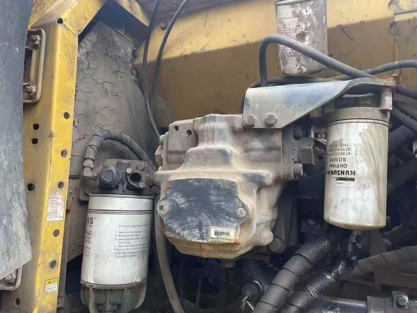 Used Komatsu PC210 Excavator 2016 Model / 4