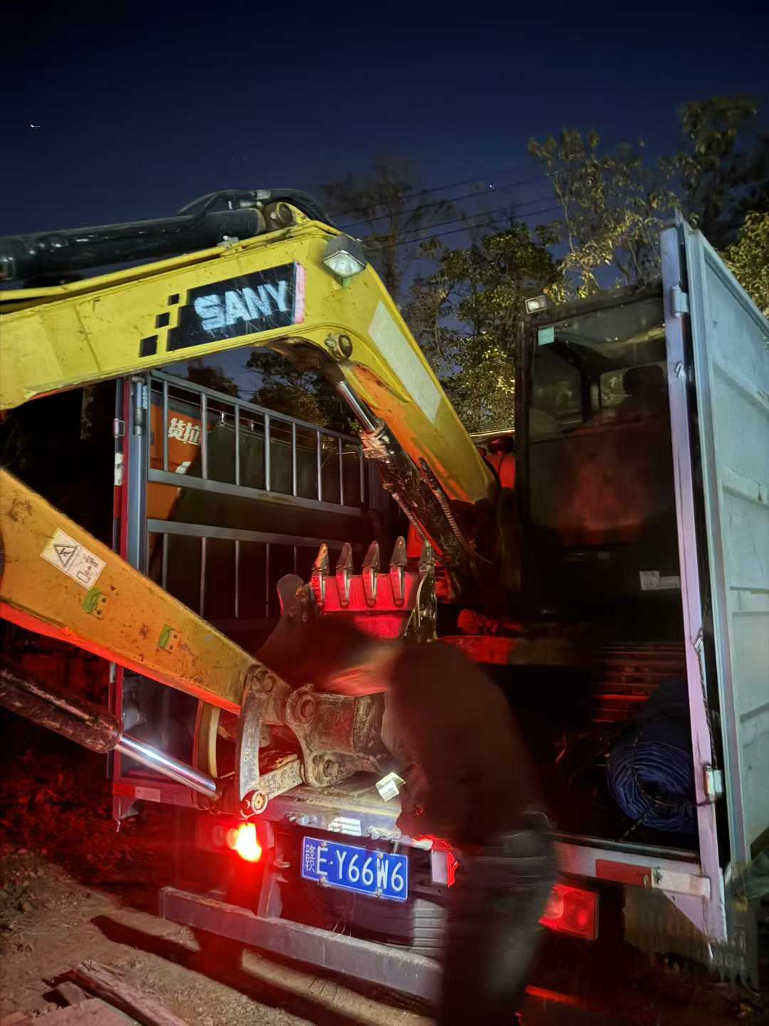 Buy Sany SY55 Used Excavator / 4 Used Sany SY55 Excavator 2018 Model / 4