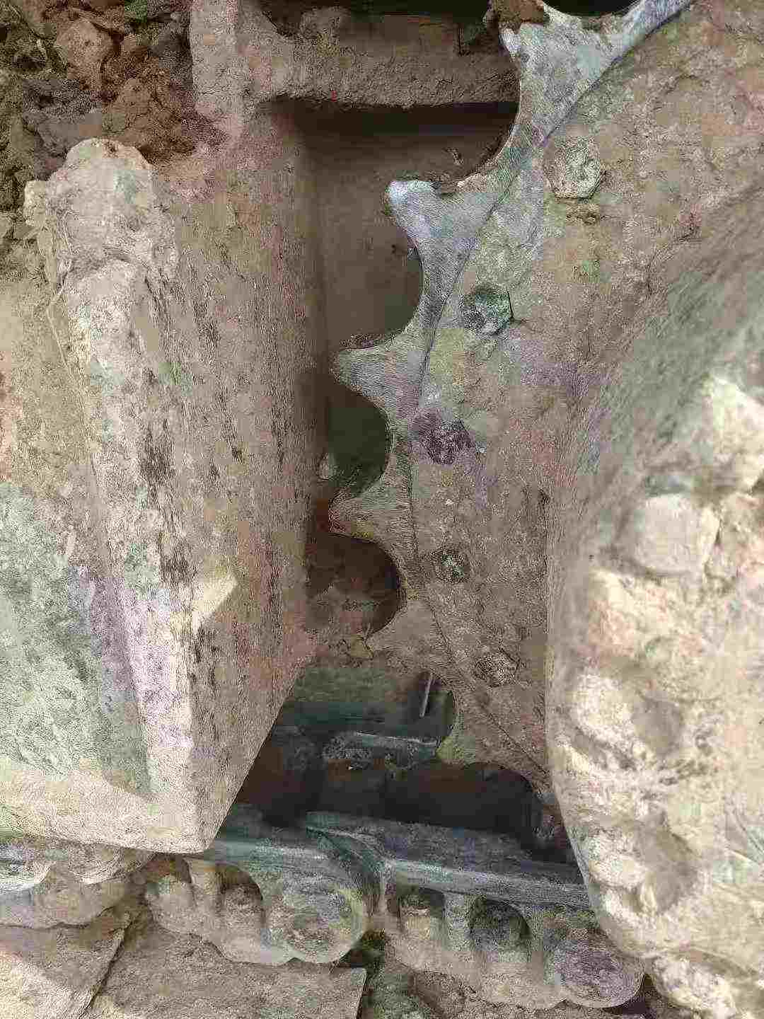 Used Komatsu PC200-8M0 Excavator 2015 Model / 6