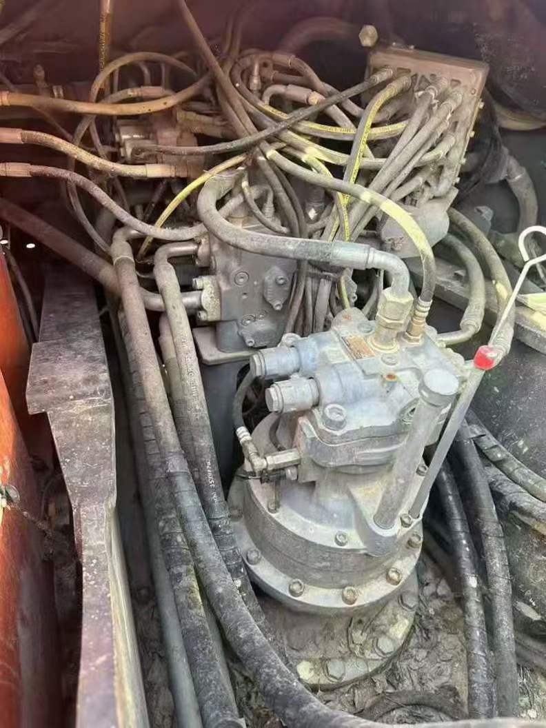 Used Hitachi ZAXIS200 Excavator 2018 Model / 7