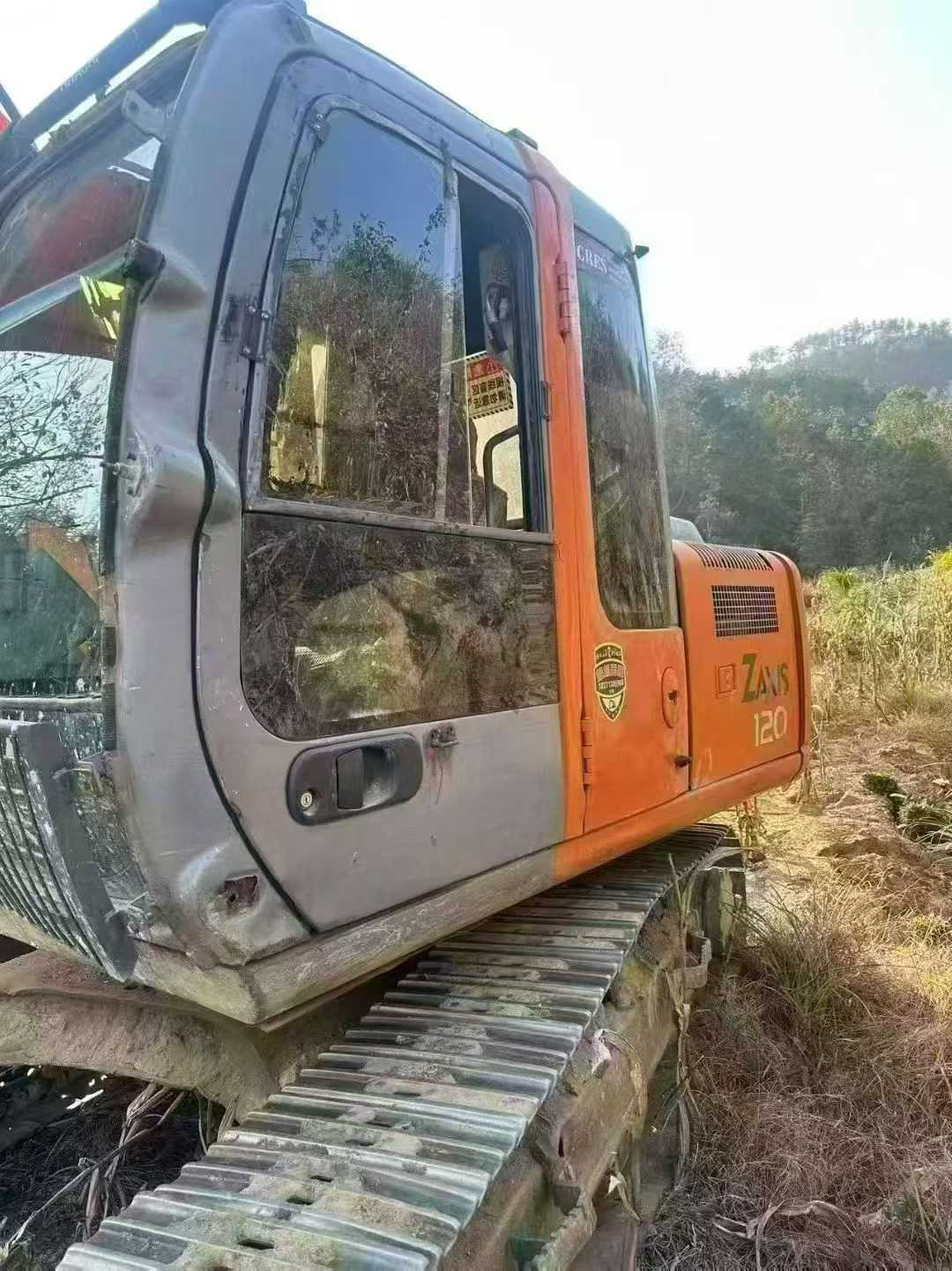 Used Hitachi ZX120 Excavator 2014 Model / 3