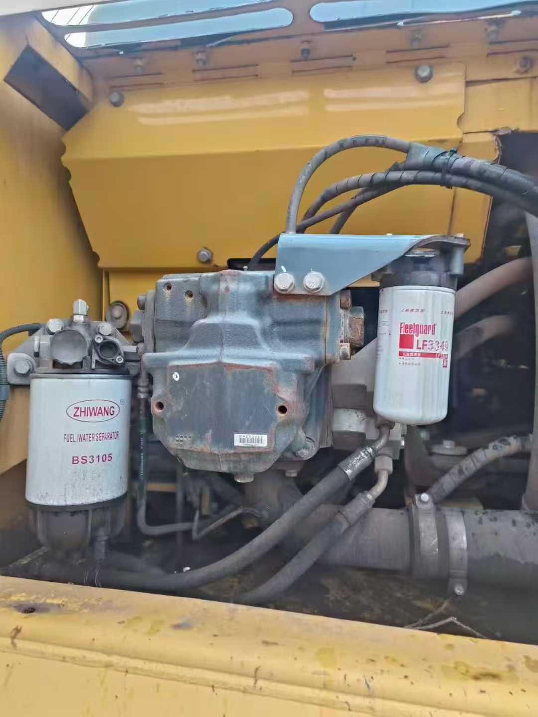 Used Komatsu PC210-8 Excavator 2016 Model / 3