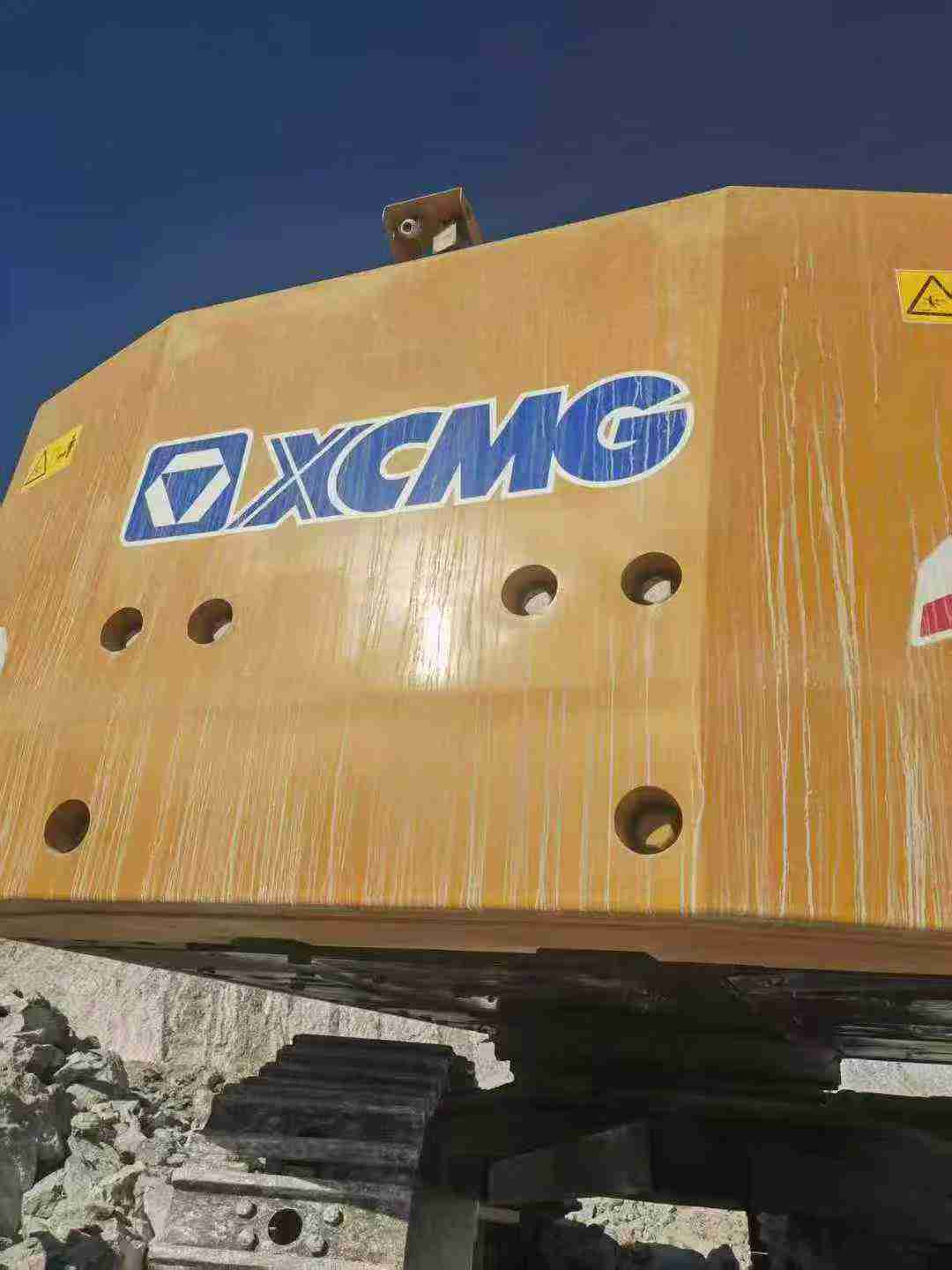 Buy XCMG LW220 Used Excavator / 2 Used XCMG LW220 Excavator 2022 Model / 2