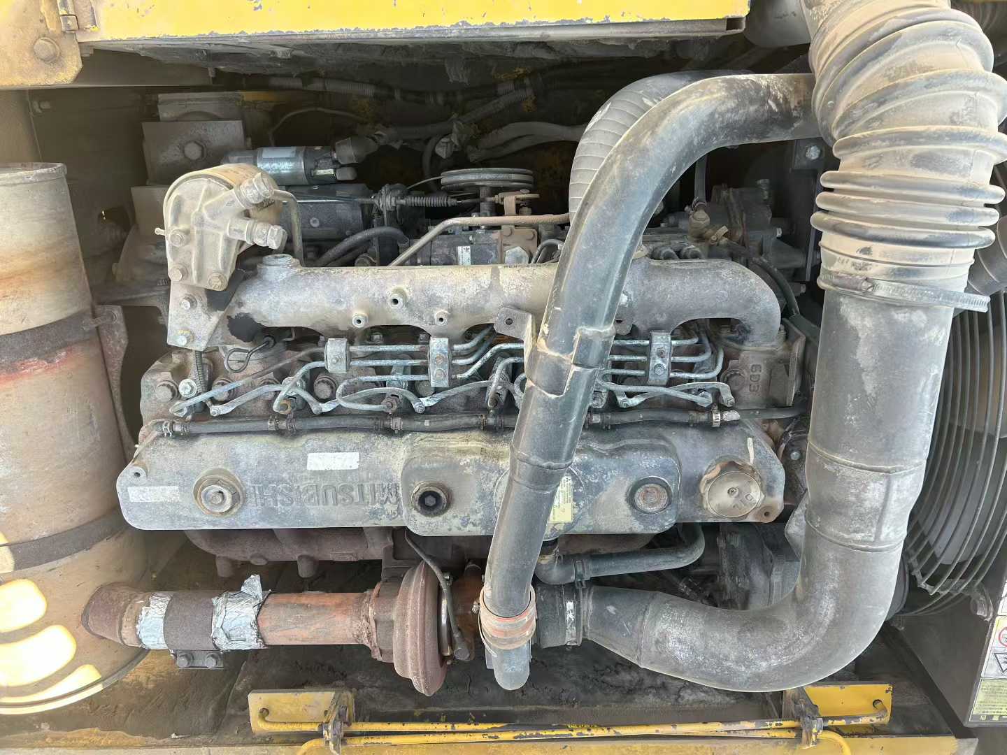 Used Kato HD820 Excavator 2016 Model / 6