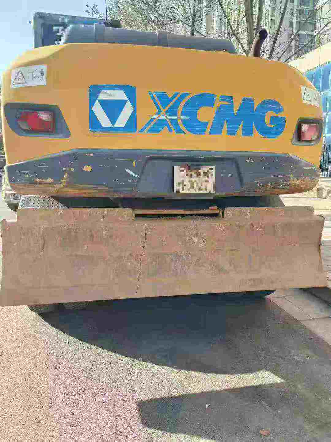 Buy XCMG XE150 Used Excavator / 1