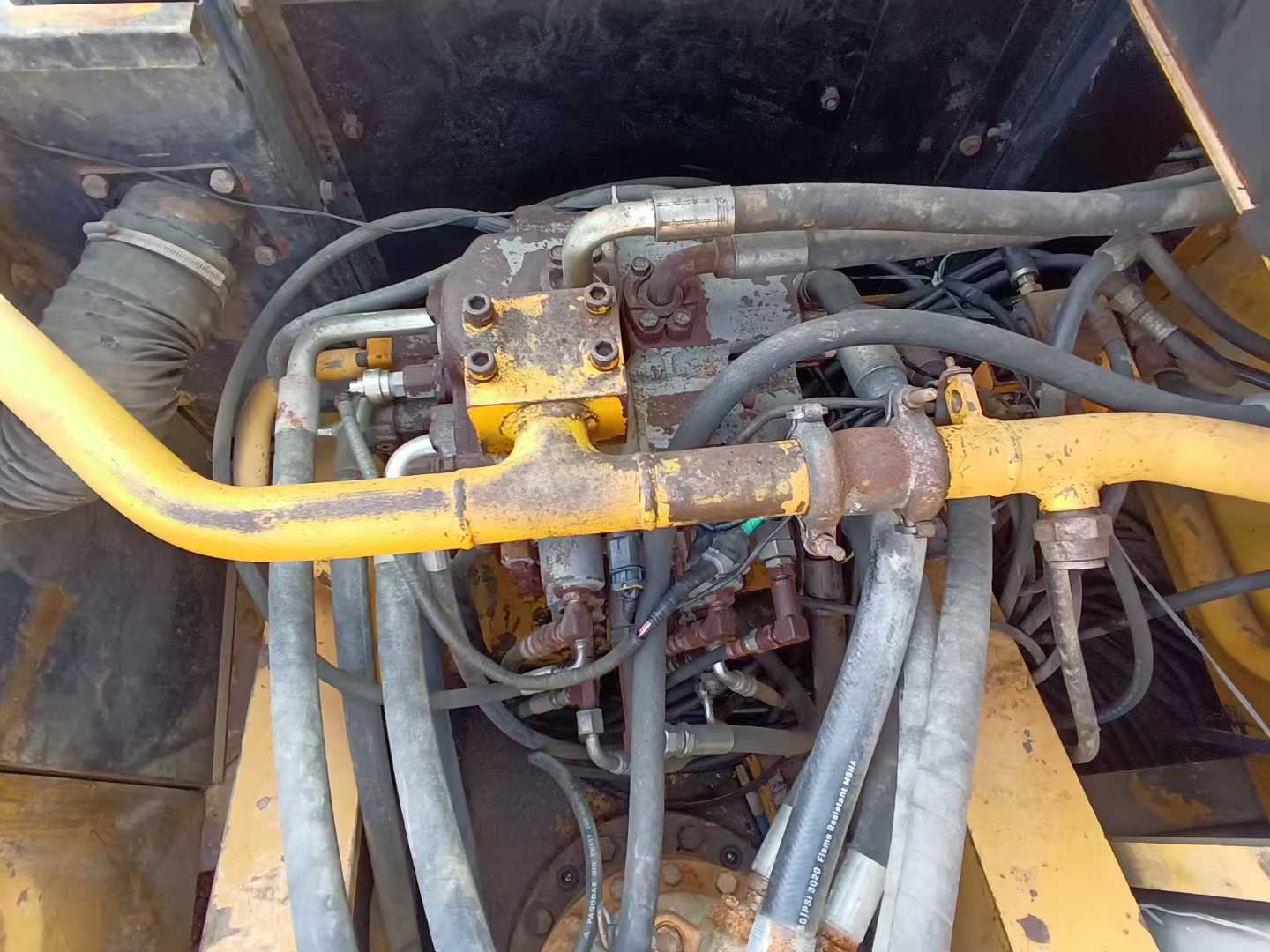 Buy Kato HD820 Used Excavator / 7 Used Kato HD820 Excavator 2016 Model / 7