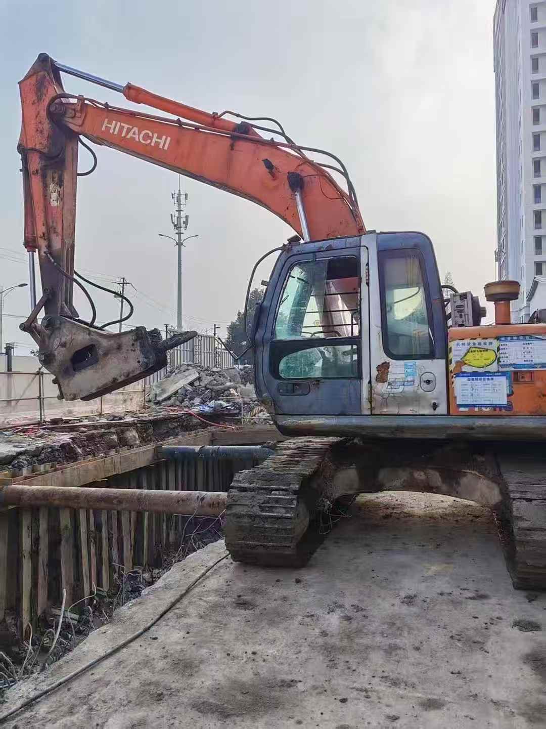 Buy Hitachi EX210 Used Excavator / 3 Used Hitachi EX210 Excavator 2016 Model / 3