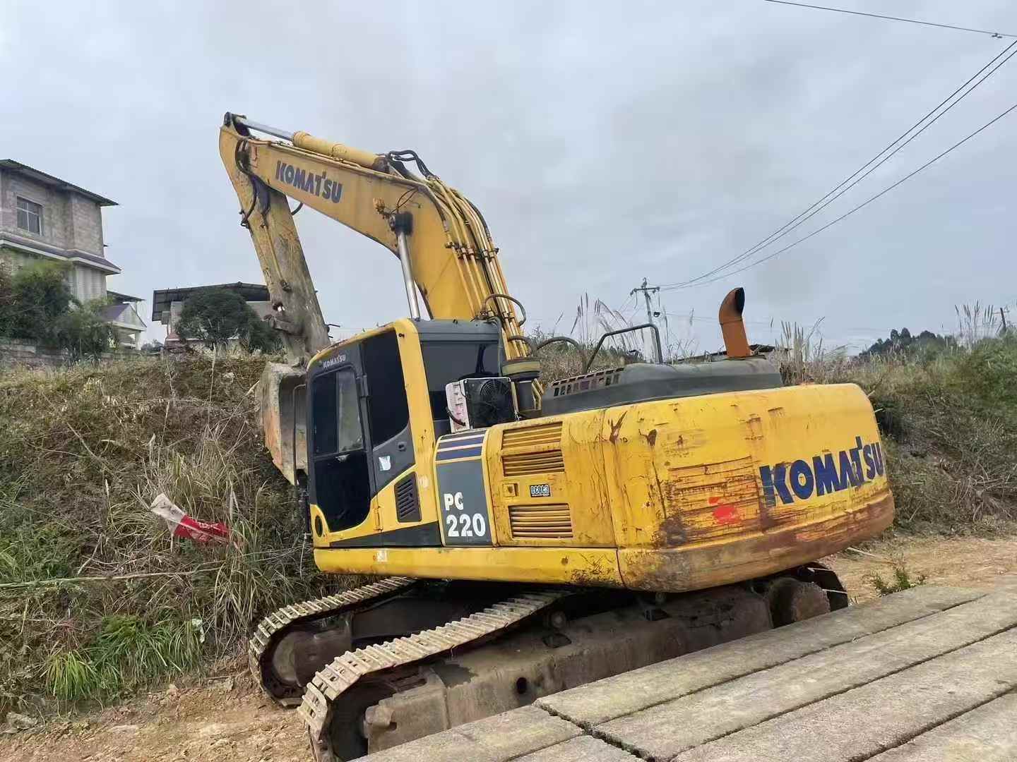 Used Komatsu PC210 Excavator 2016 Model / 3