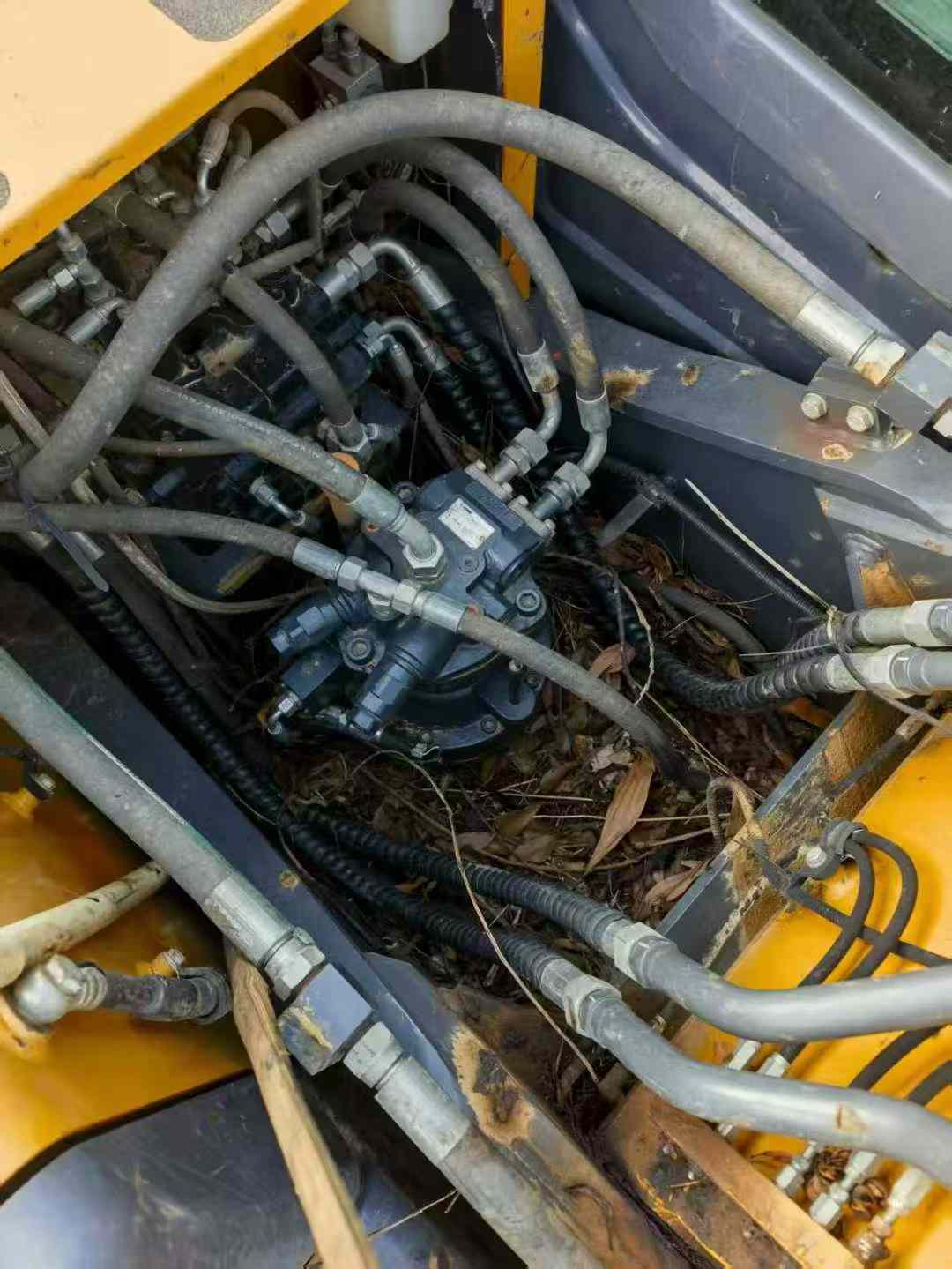 Buy XCMG XE135GA Used Excavator / 2 Used XCMG XE135GA Excavator 2022 Model / 2