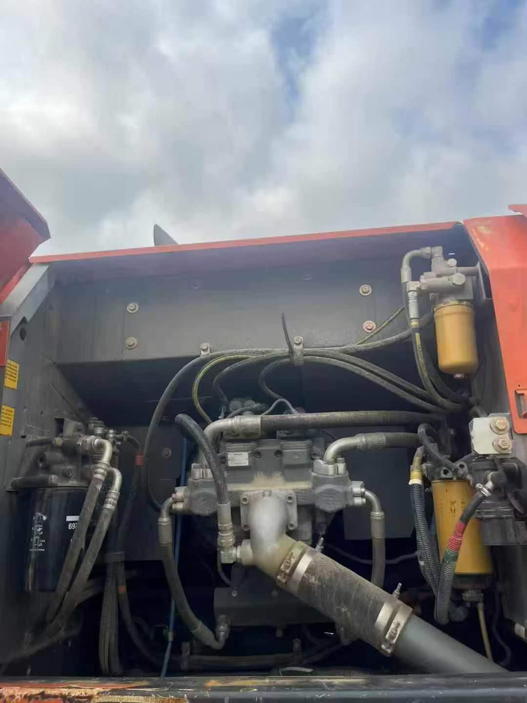 Used Hitachi ZAXIS200 Excavator 2021 Model / 7