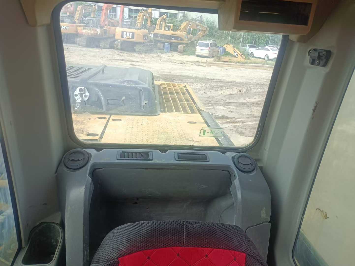 Used Caterpillar 320D Excavator 2016 Model / 9