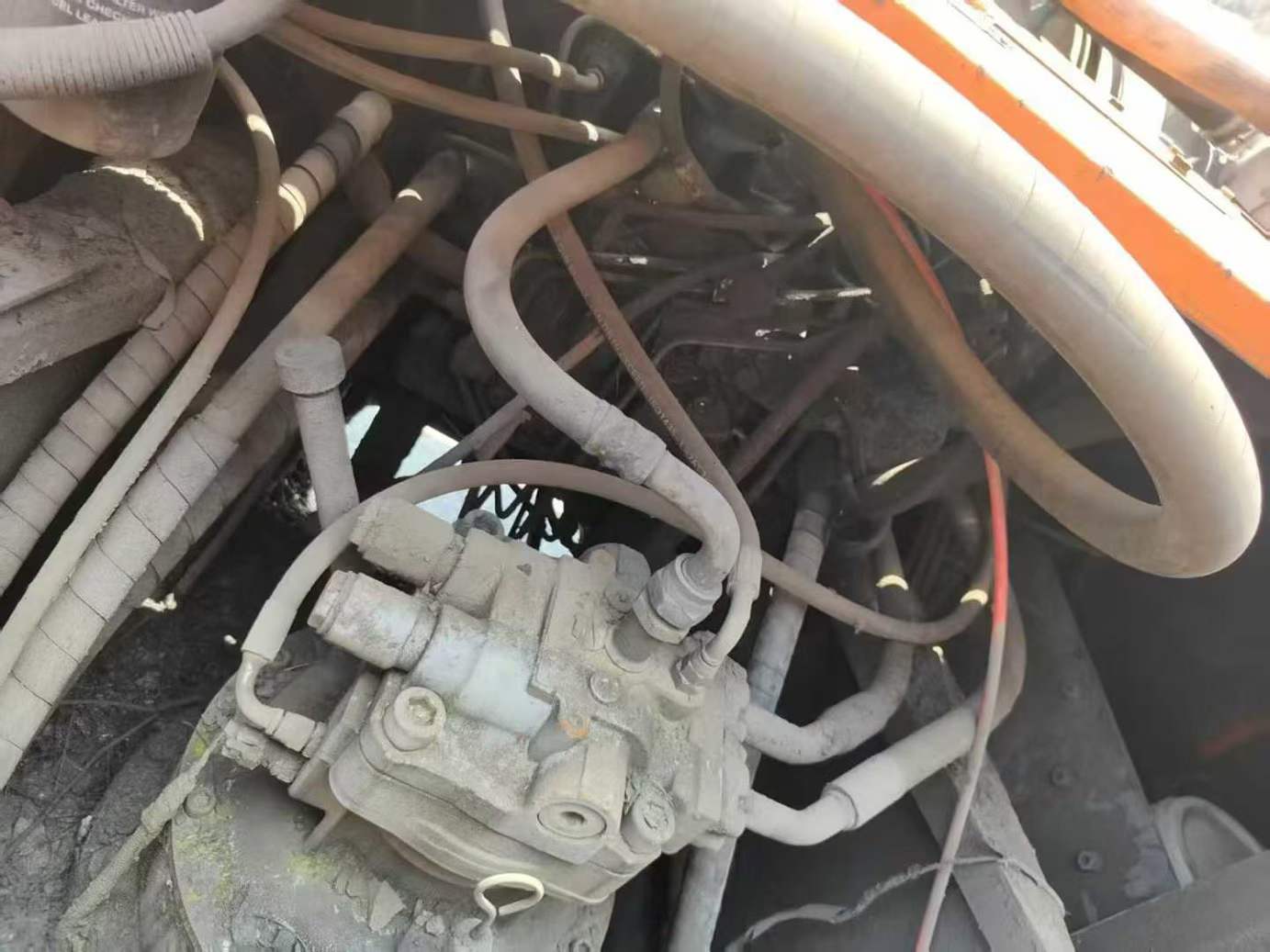 Used Hitachi ZX240-3 Excavator 2013 Model / 3