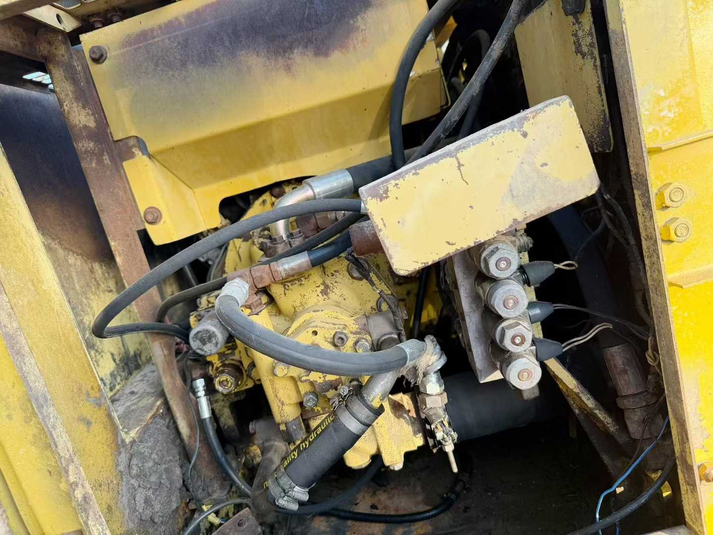 Buy Komatsu PC120-6 Used Excavator / 7 Used Komatsu PC120-6 Excavator 2016 Model / 7