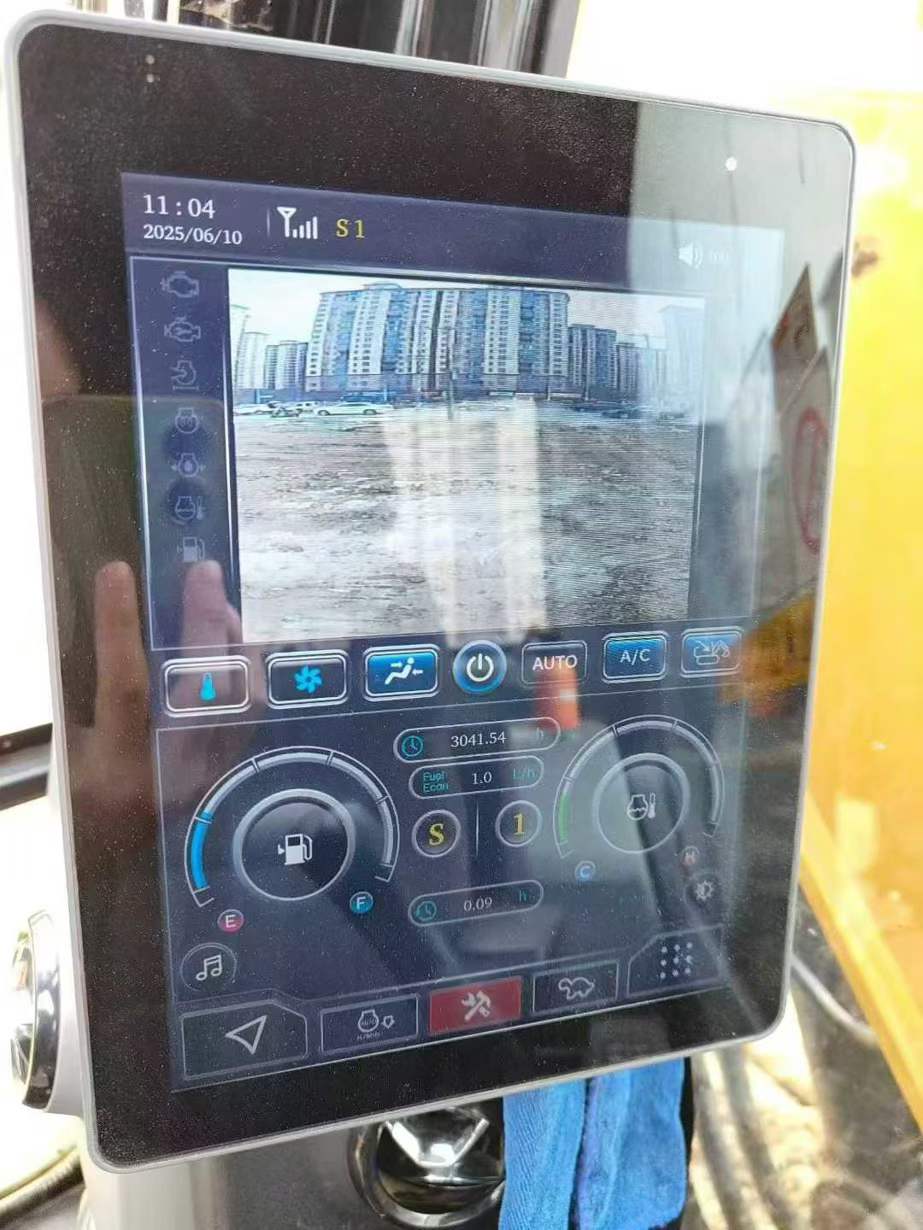 Used Sany SY135 Excavator 2022 Model / 8