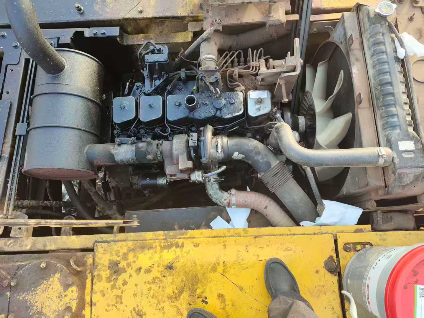 Used Komatsu PW220-7 Excavator 2016 Model / 7