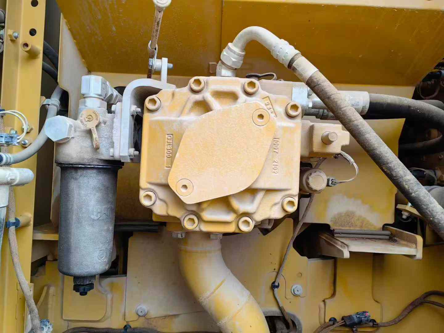 Buy Caterpillar 323 Used Excavator / 7 Used Caterpillar 323 Excavator 2016 Model / 7