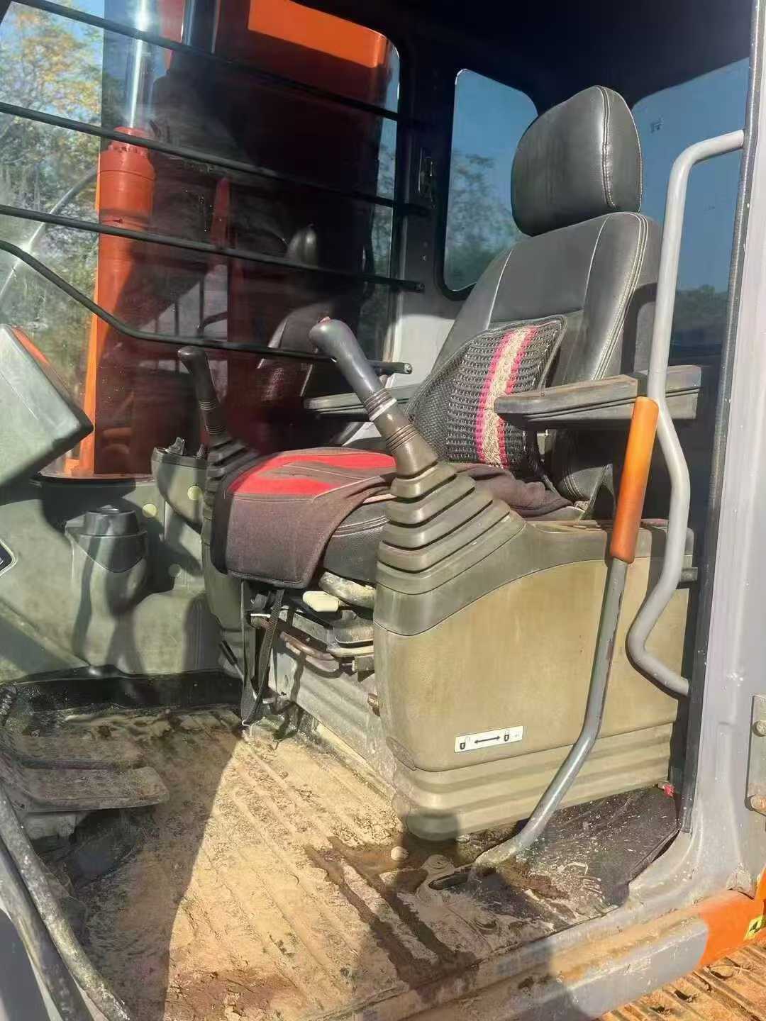 Used Hitachi ZX120 Excavator 2015 Model / 6