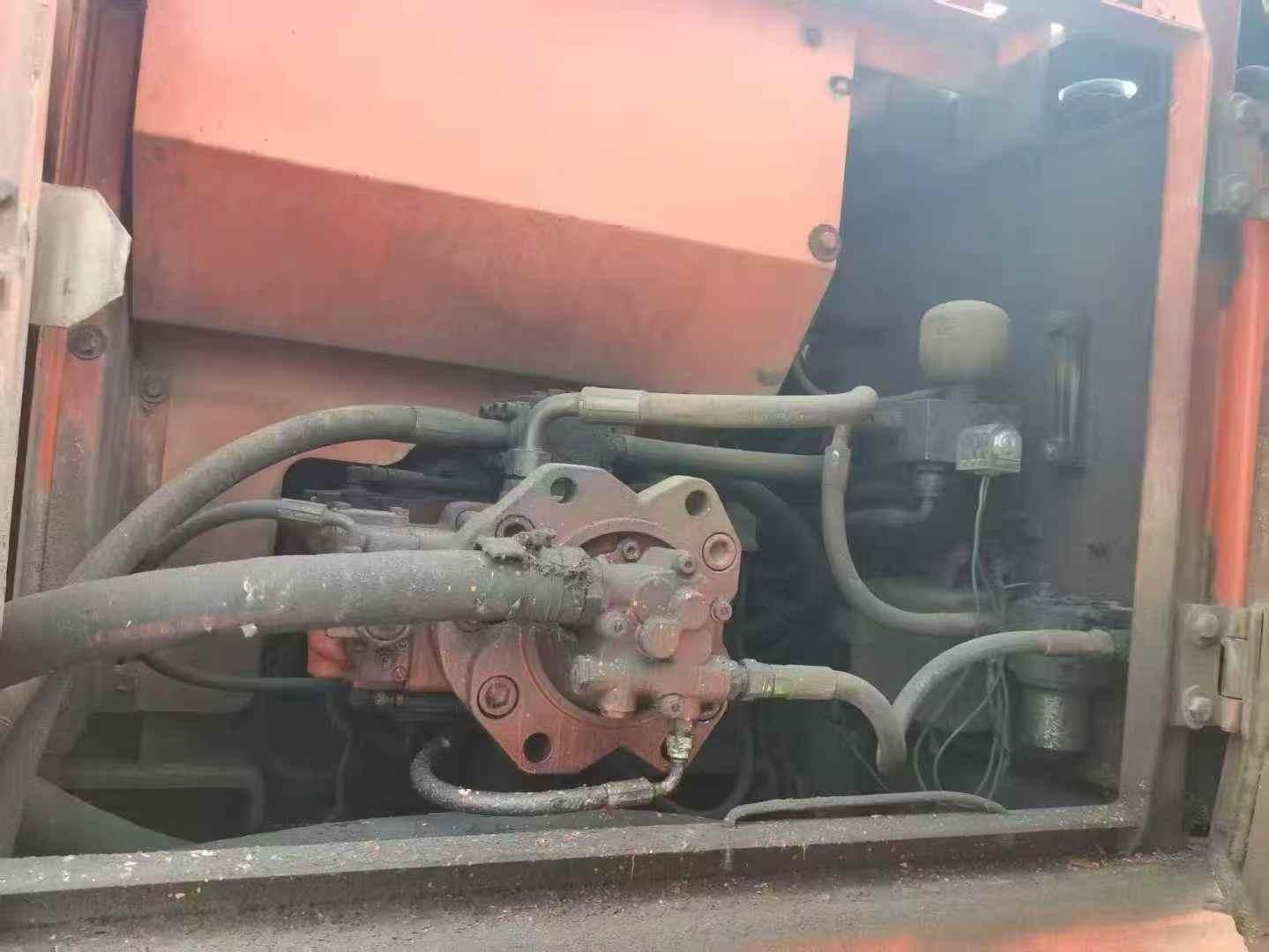 Used Doosan DH220-7 Excavator 2016 Model / 7