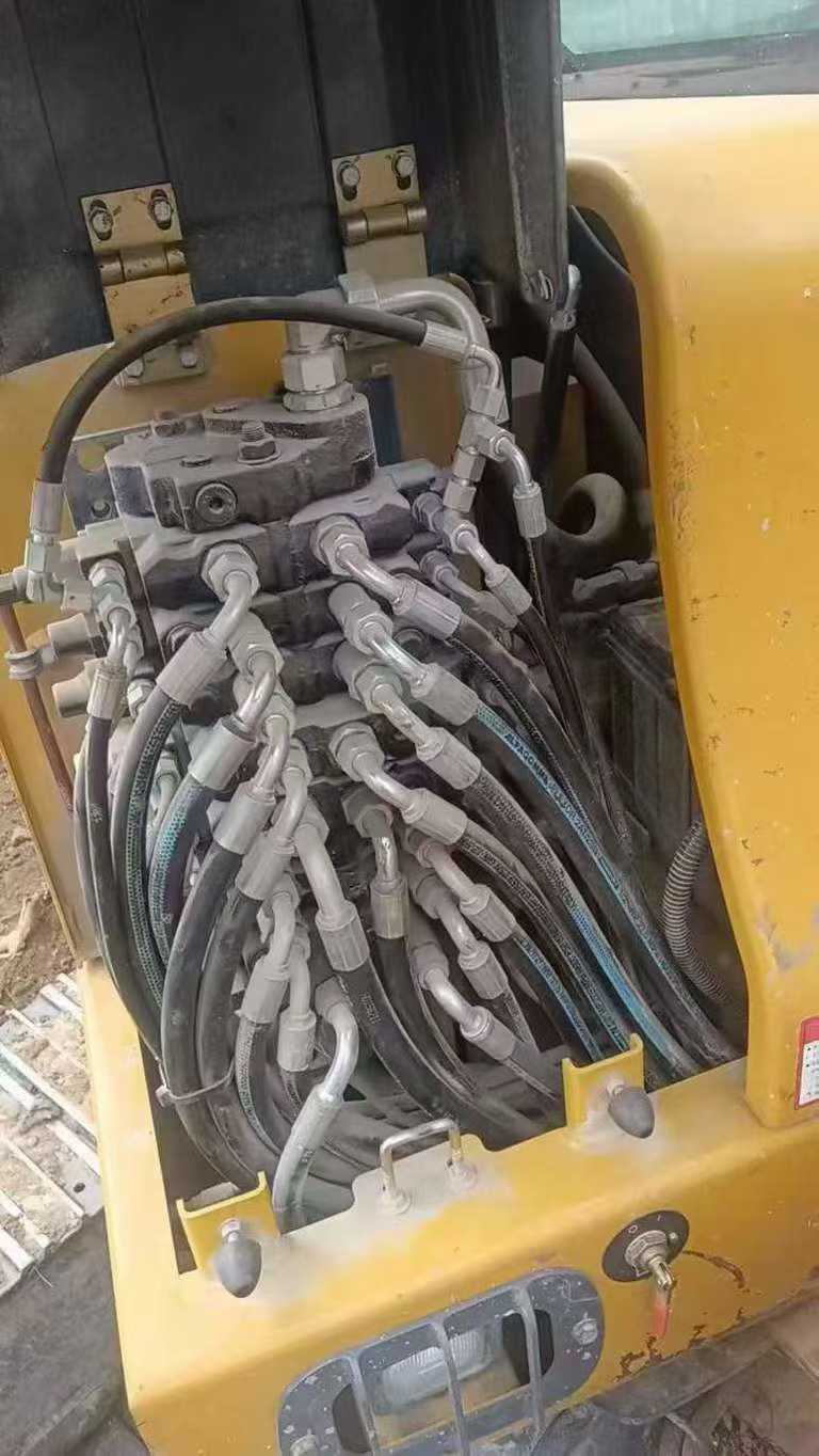 Used XCMG XE60DA Excavator 2022 Model / 5