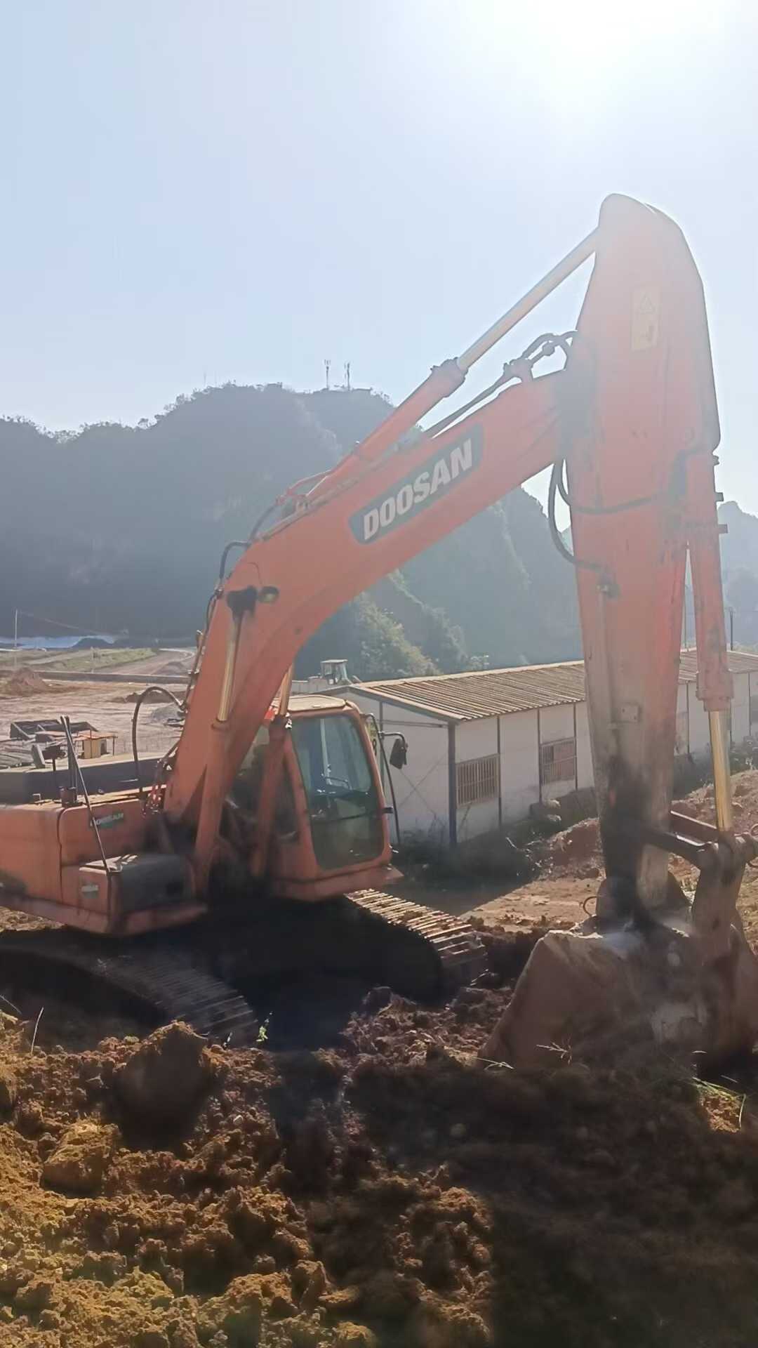 Used Doosan DX60 Excavator 2016 Model / 2