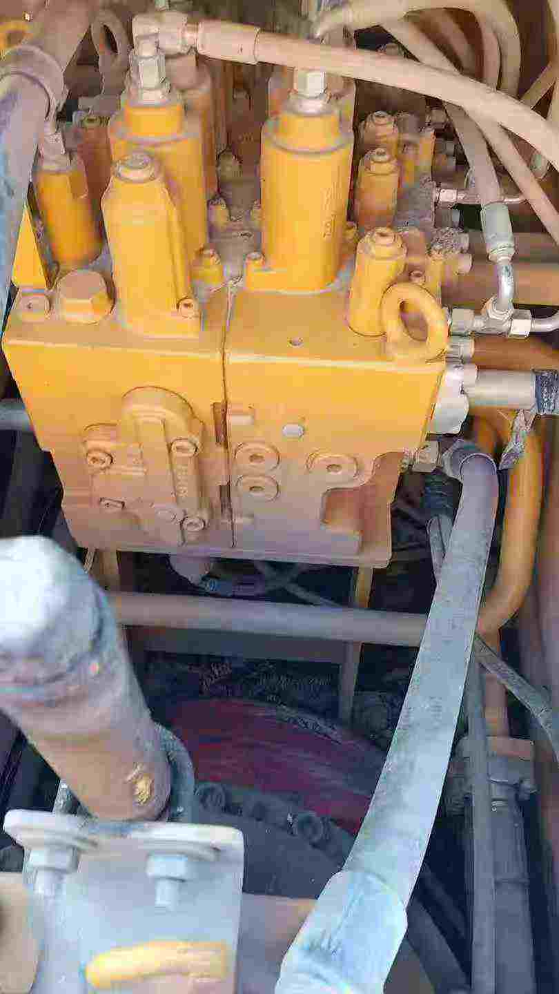 Used Sany SW305K Excavator 2020 Model / 8