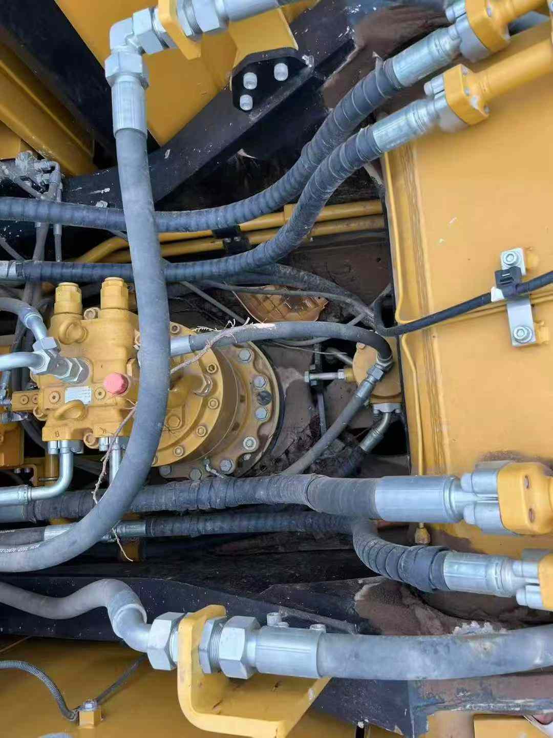 Used Sany SY245H Excavator 2022 Model / 8