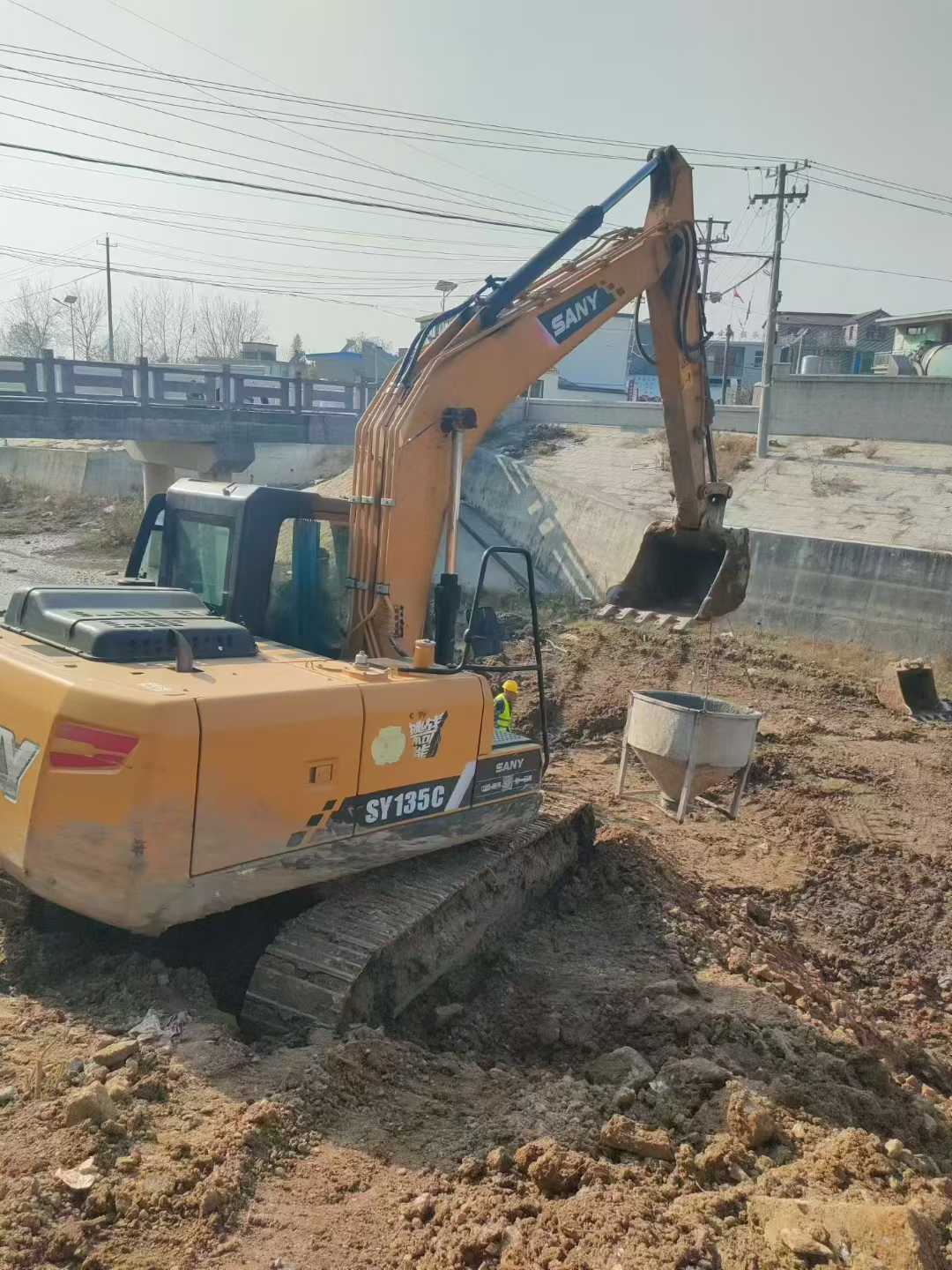 Used Sany SY135 Excavator 2021 Model / 2