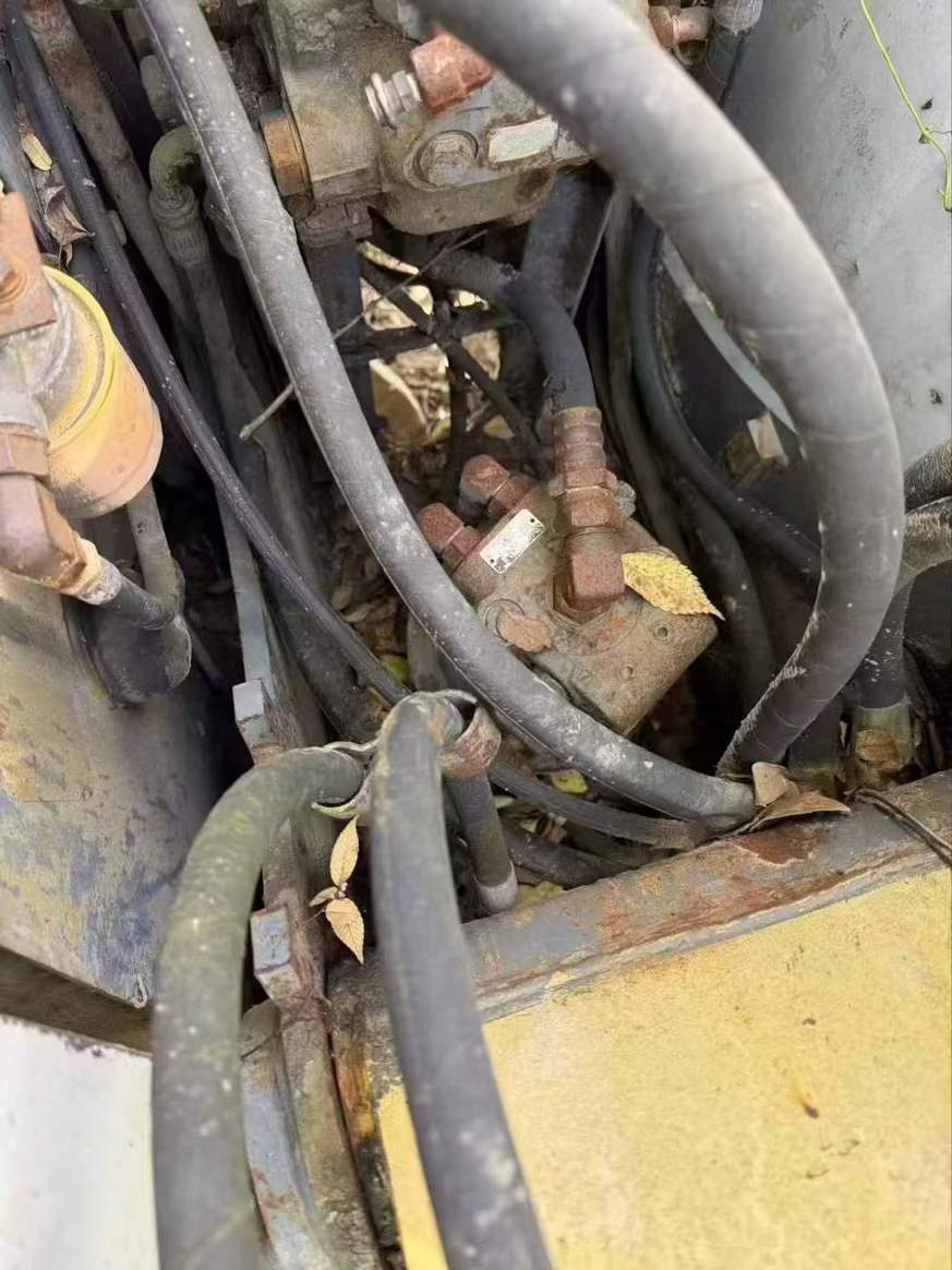 Used Sumitomo SH80-3B Excavator 2016 Model / 3