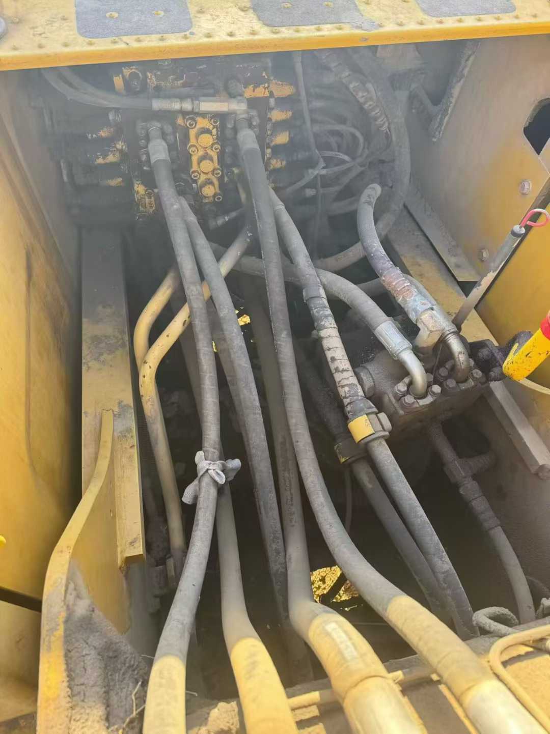 Used Komatsu PC200-8N1 Excavator 2016 Model / 4