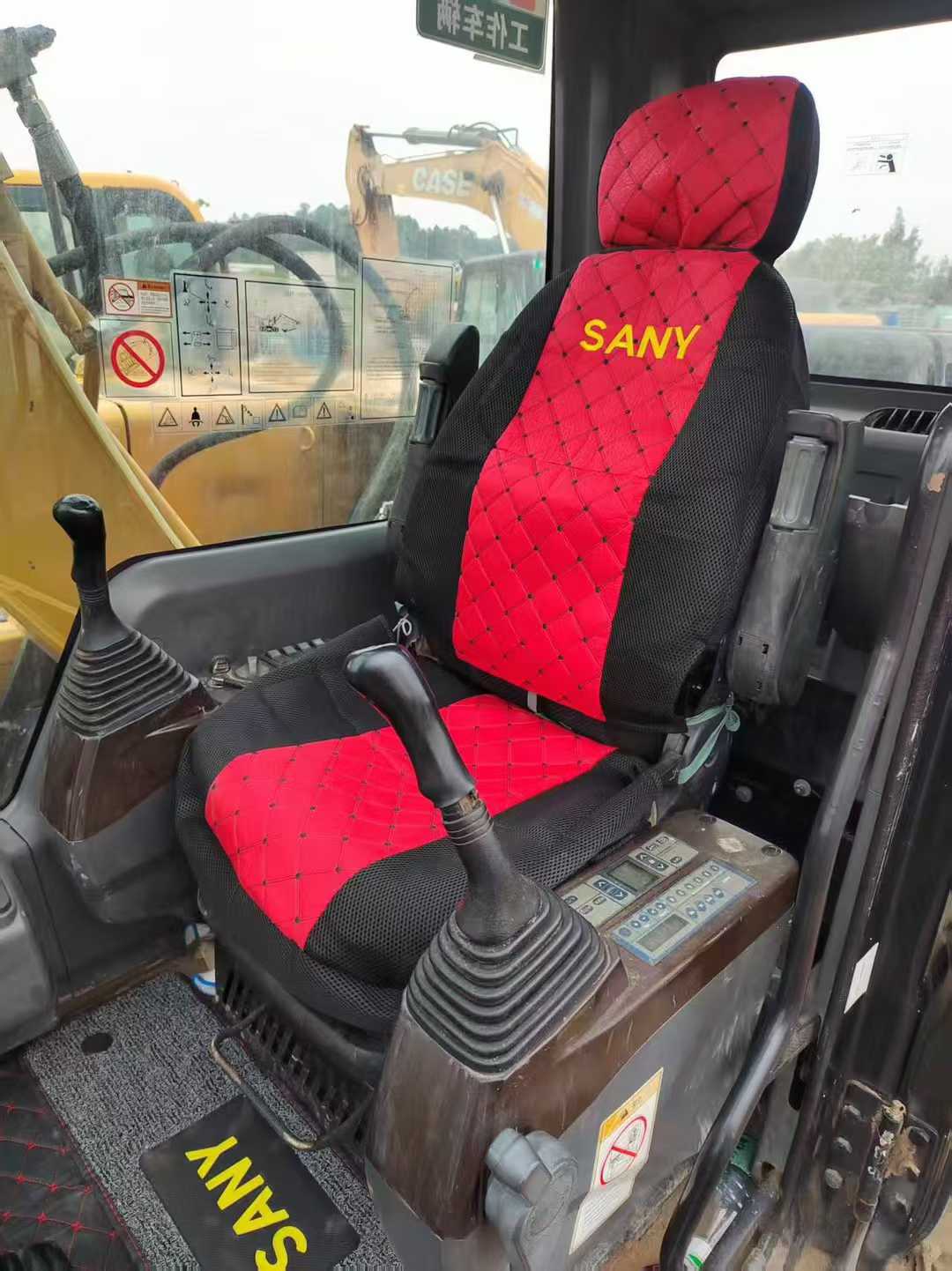 Used Sany SY135 Excavator 2017 Model / 7