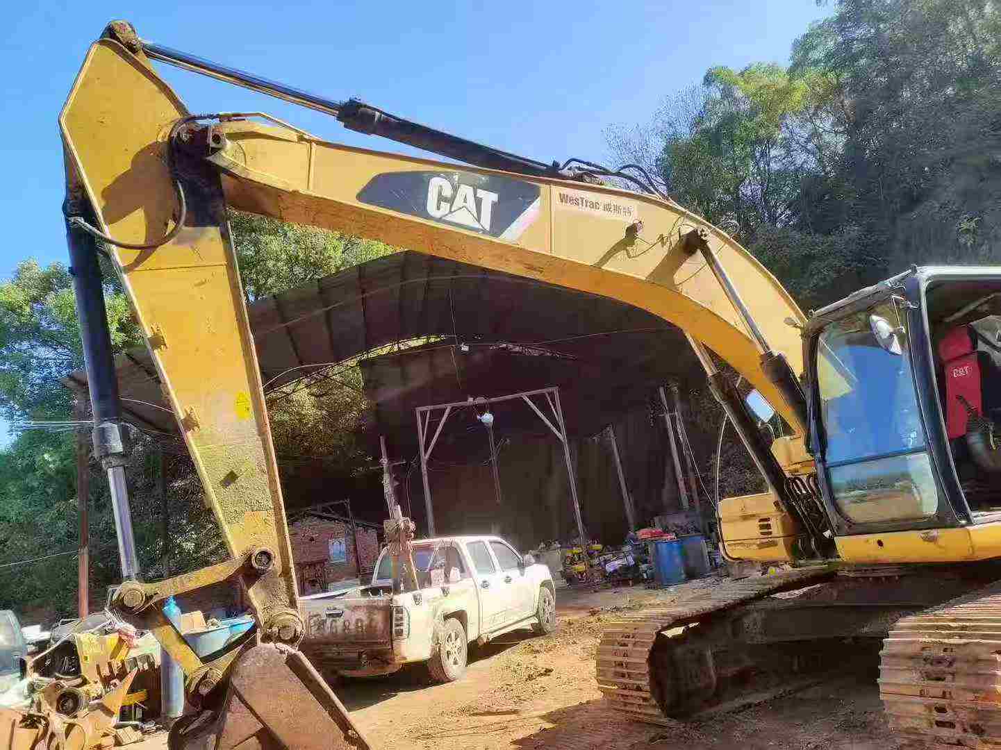 Used Caterpillar 323 Excavator 2016 Model / 2